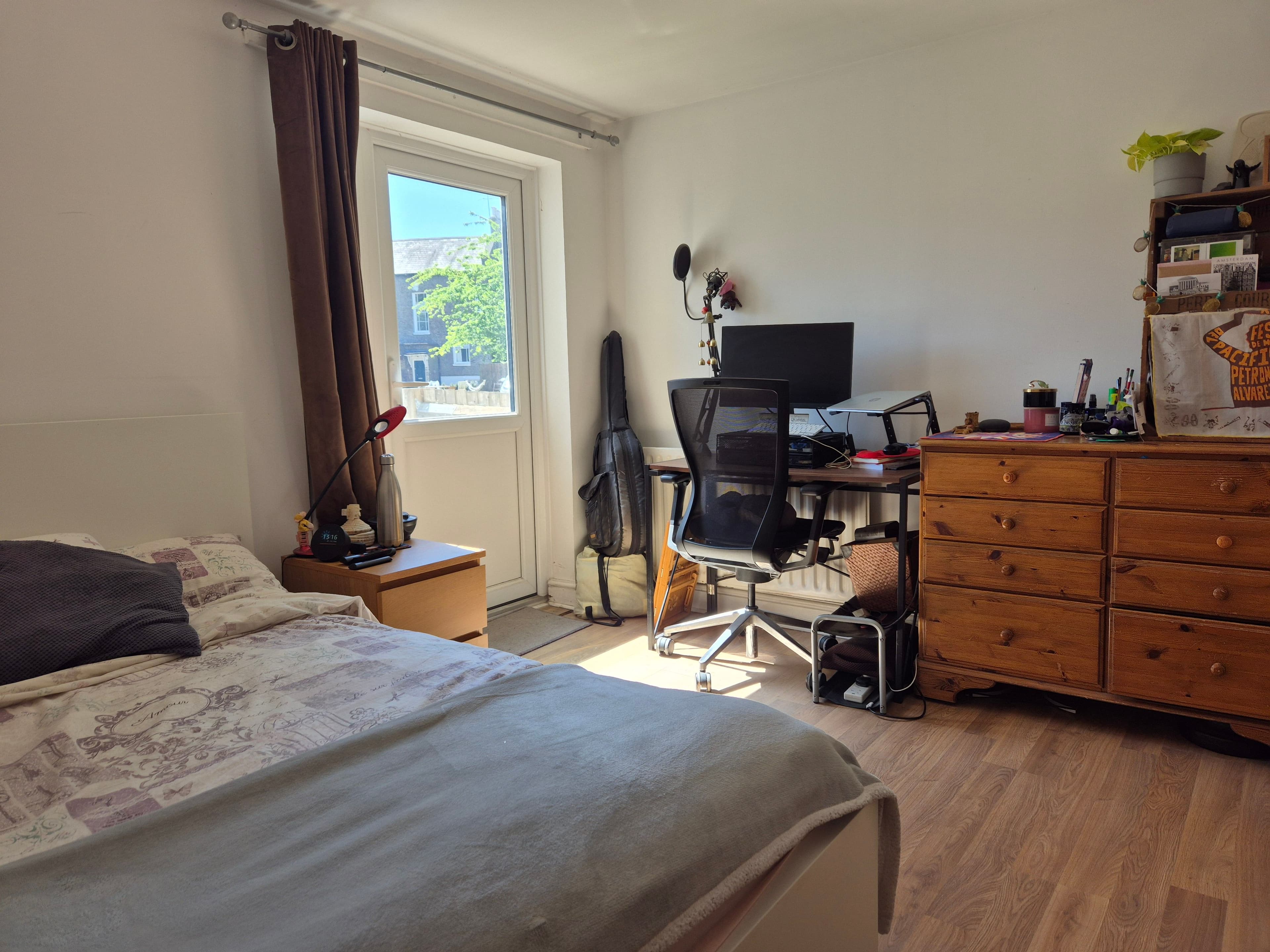Big Double Room in Brixton with direct Garden access - photo 1