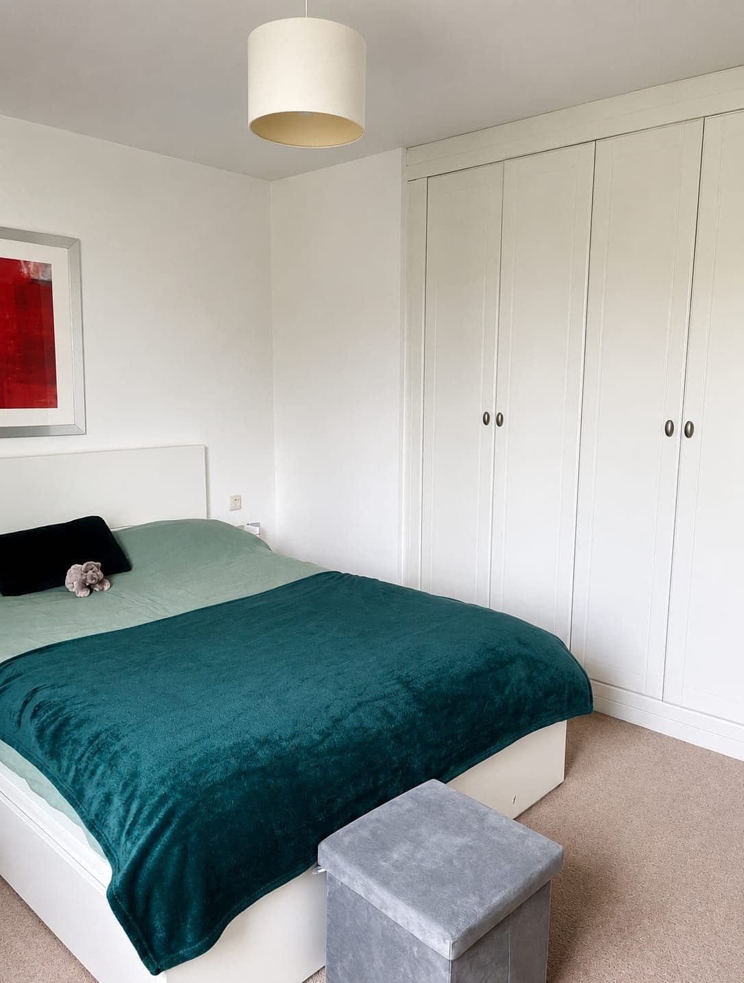 Stunning & Spacious Ensuite in 2BD Flat - photo 1