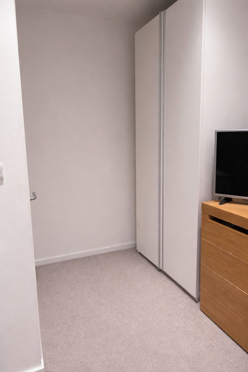 URGENT - Double room in Stratford East Village from April 26th - photo 2