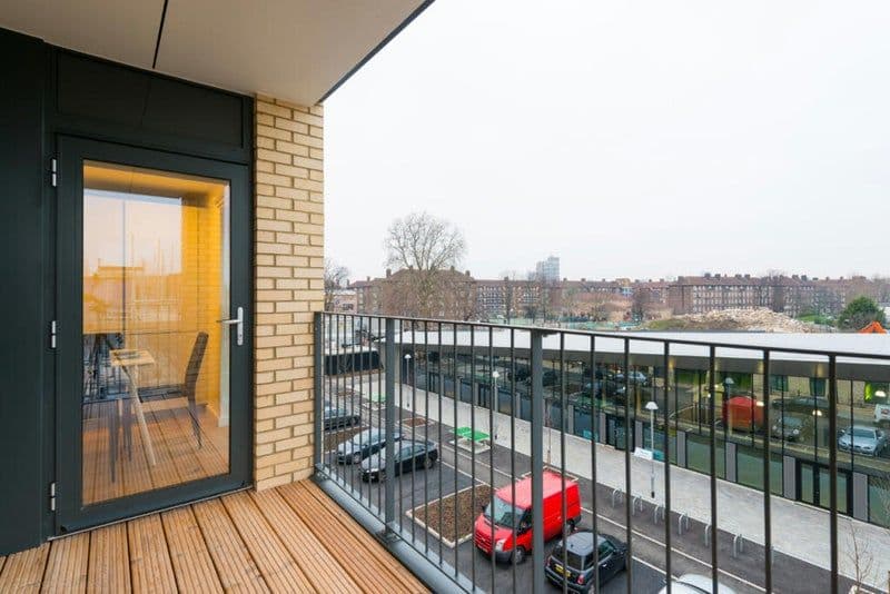 Bright Double Room with Private Bathroom near Oval — photo 2