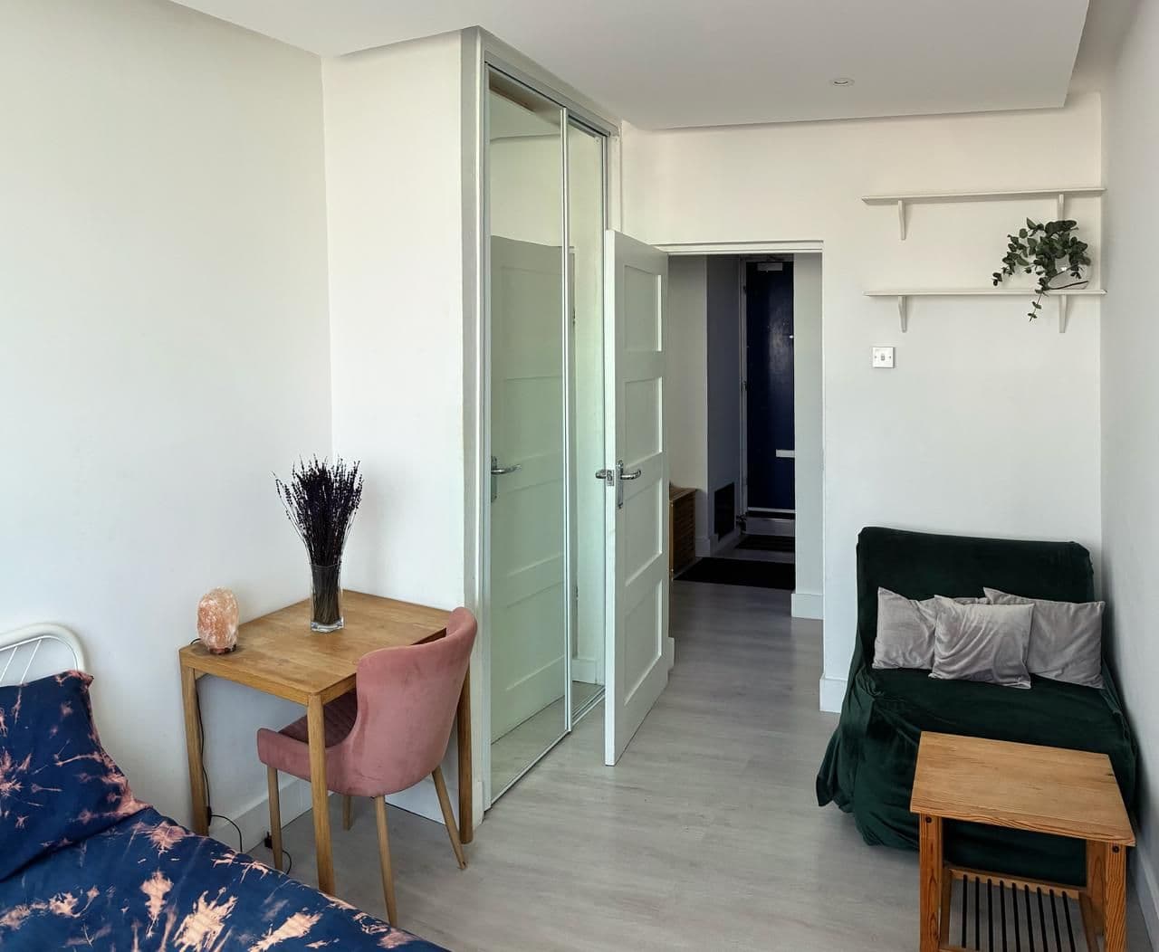 Double Room in Central Peckham (Peckham High Street, SE15) | All Bills Included |Available now - photo 2