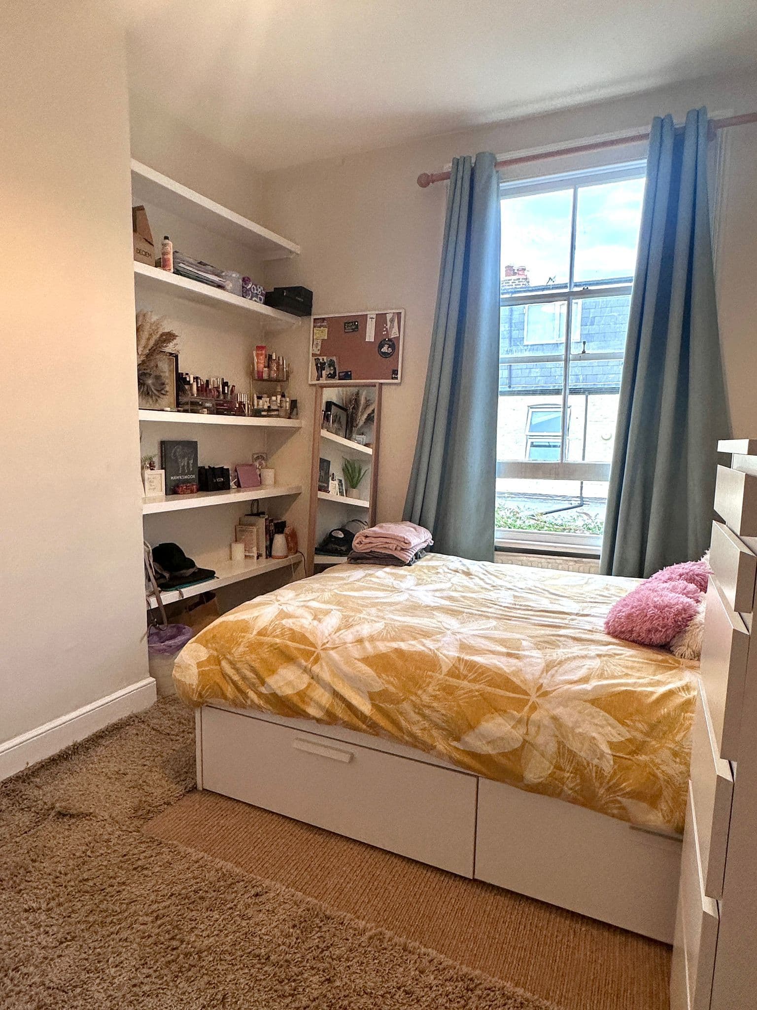 Bright double room available in Shepherd's Bush - photo 2