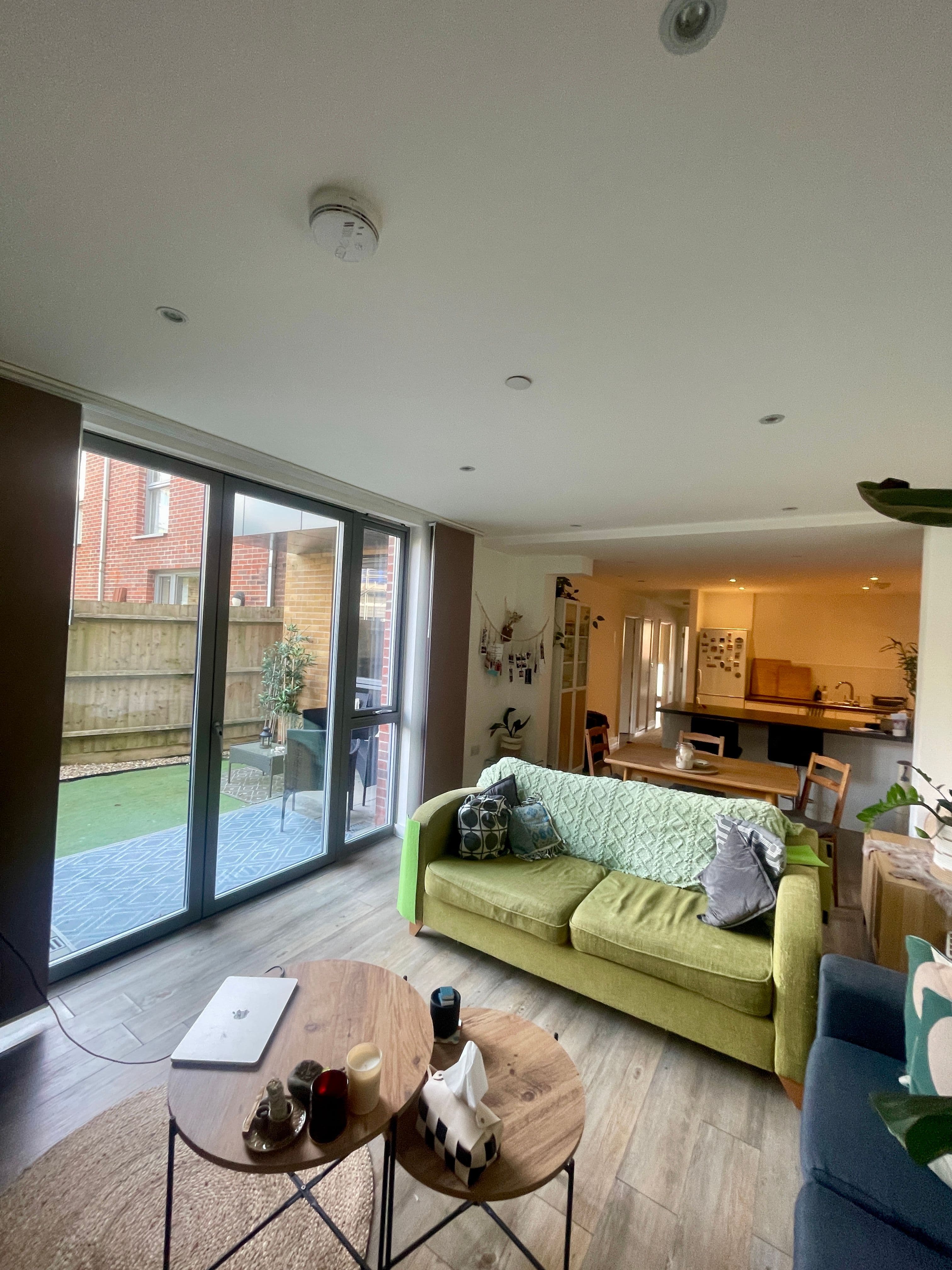Large Double in Elephant & Castle - photo 4
