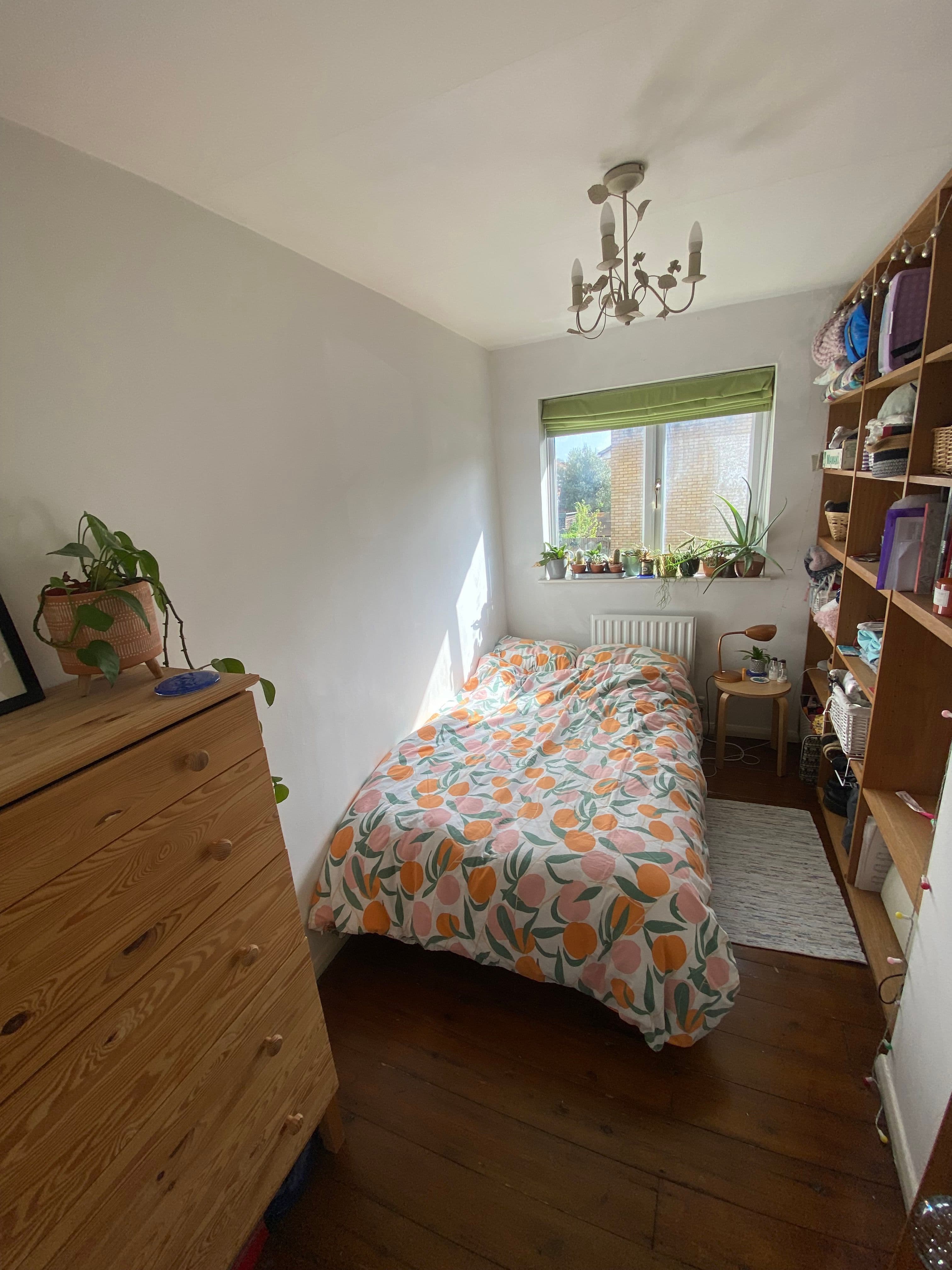 Room In 3-Bed House, Canning Town, Near Stratford & Canary Wharf (£710/Pm) ✨ - photo 1