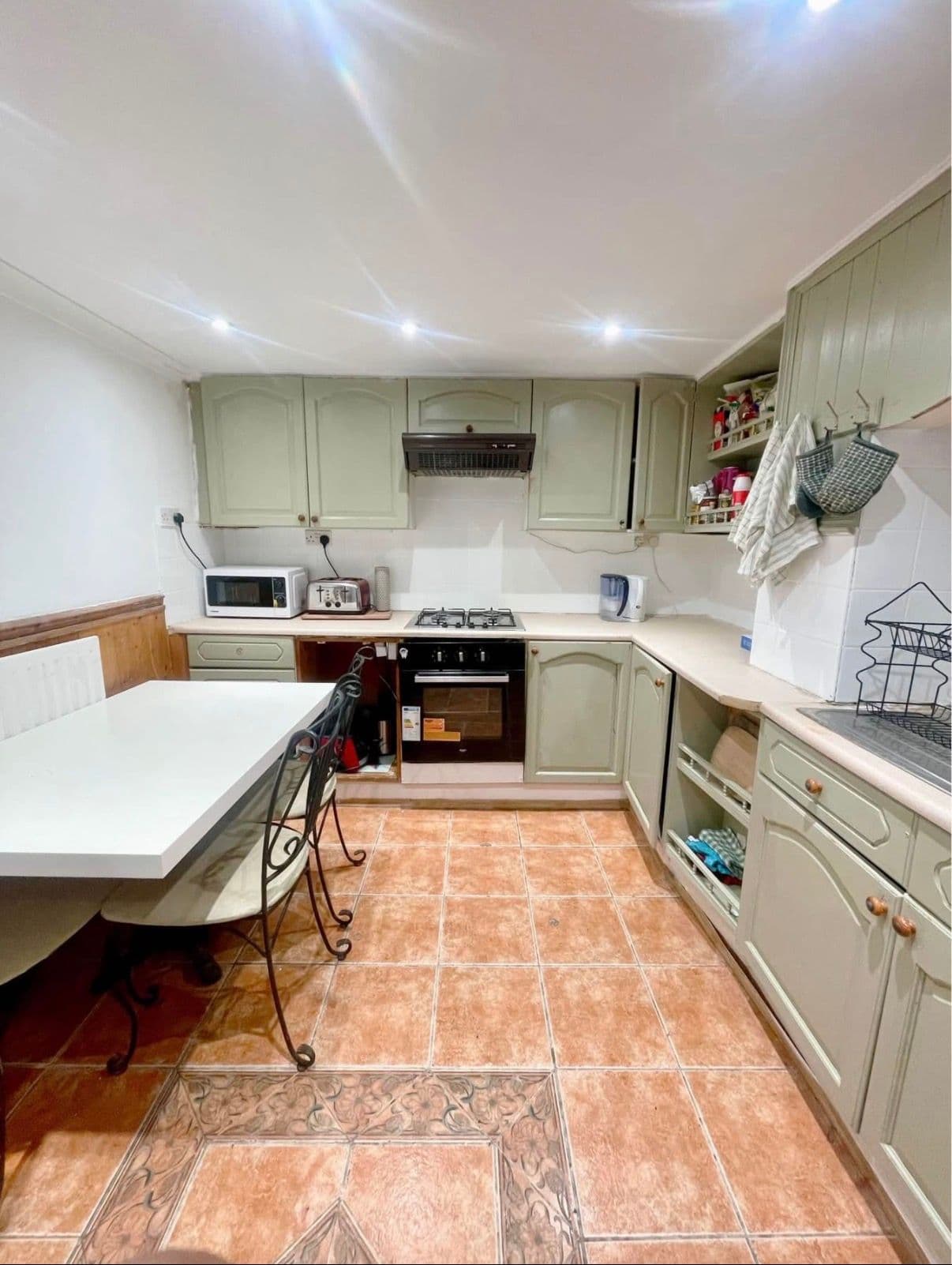 🏠 Room Available in all-girls Homerton home❤️ - photo 3