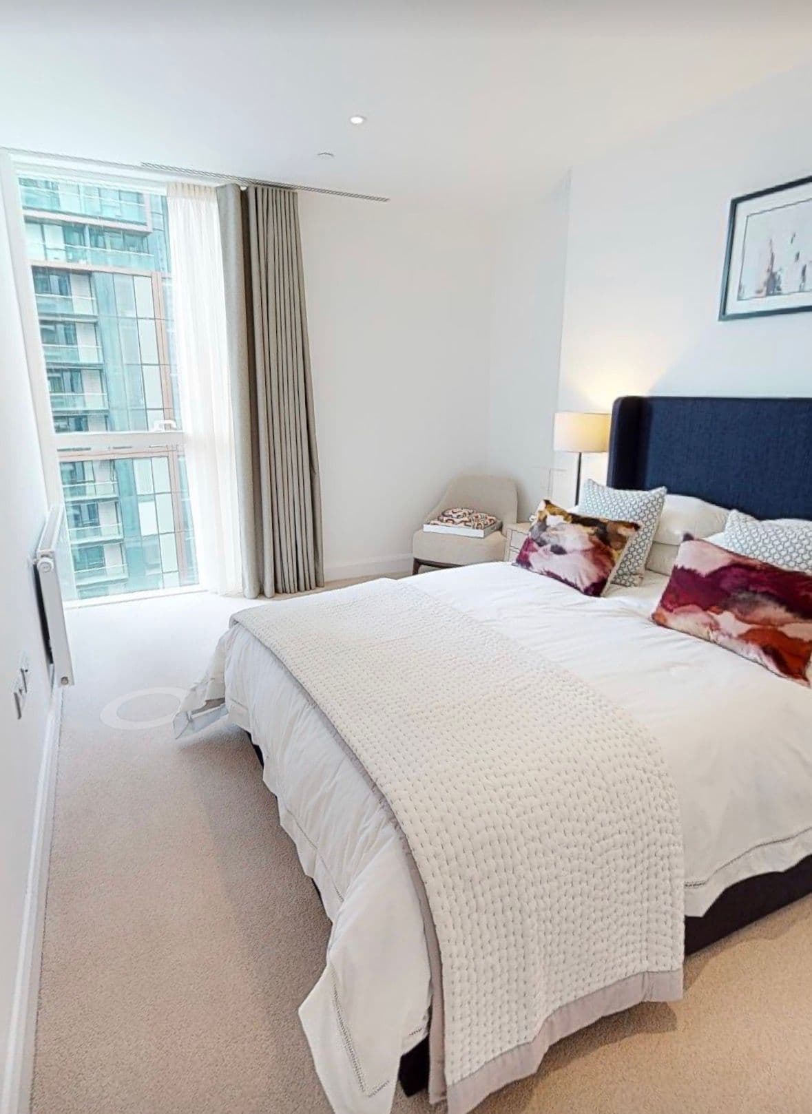 Looking for a flatmate for an Apartment in Canary Wharf 2026/2027 — photo 2