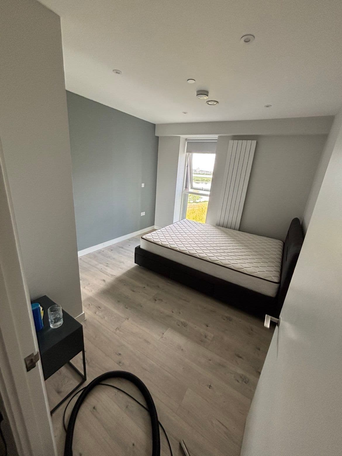 Blackhorse Road 3-bed flat (one room available) - photo 1