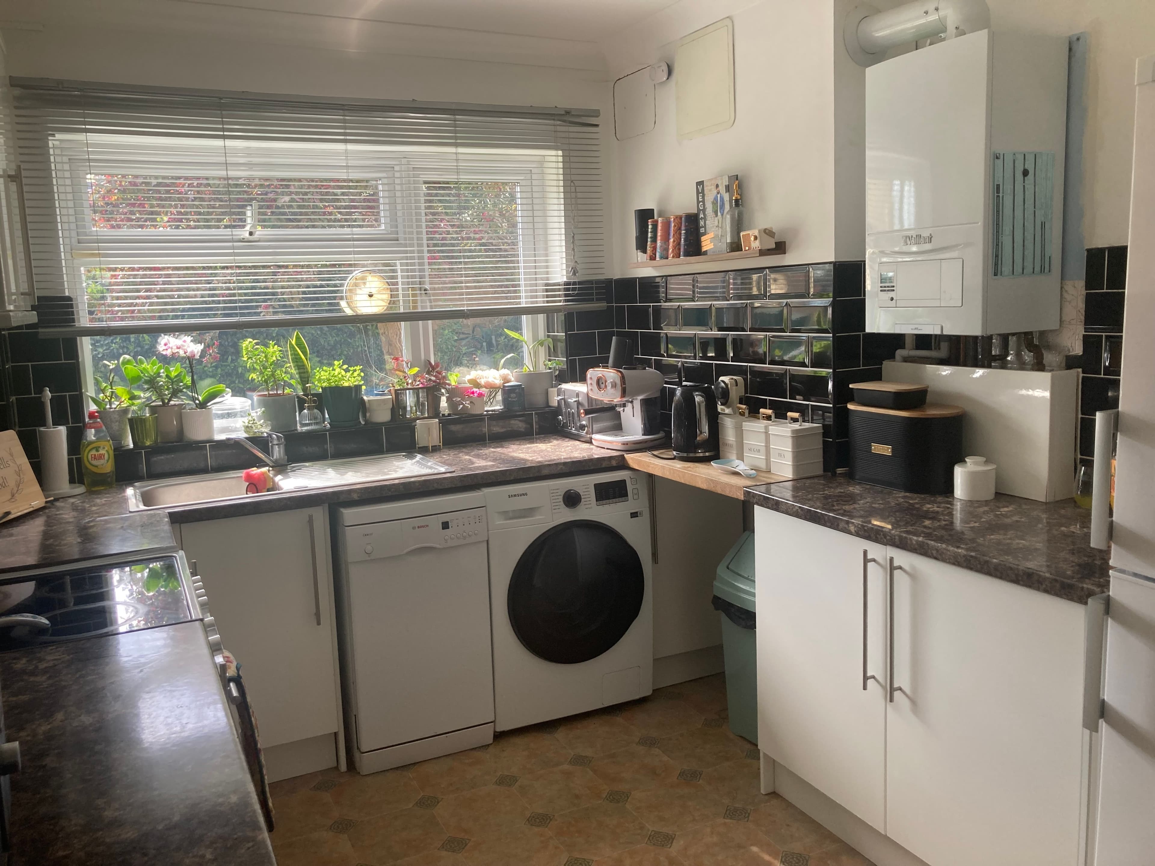 Room in Beautiful East London Flat - photo 1
