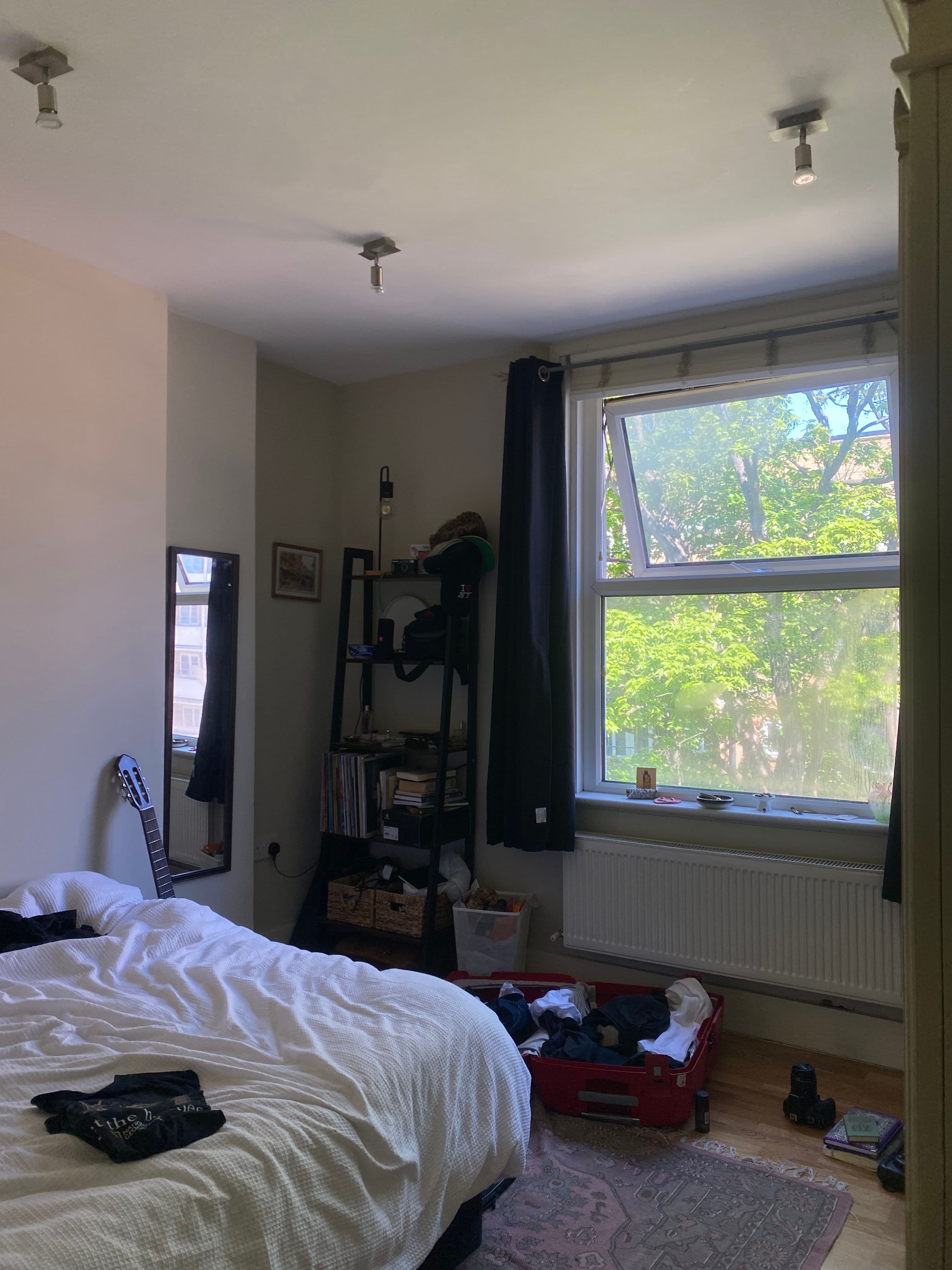 1 ensuite bedroom available in a 2 bed flat shepherds bush - photo 3