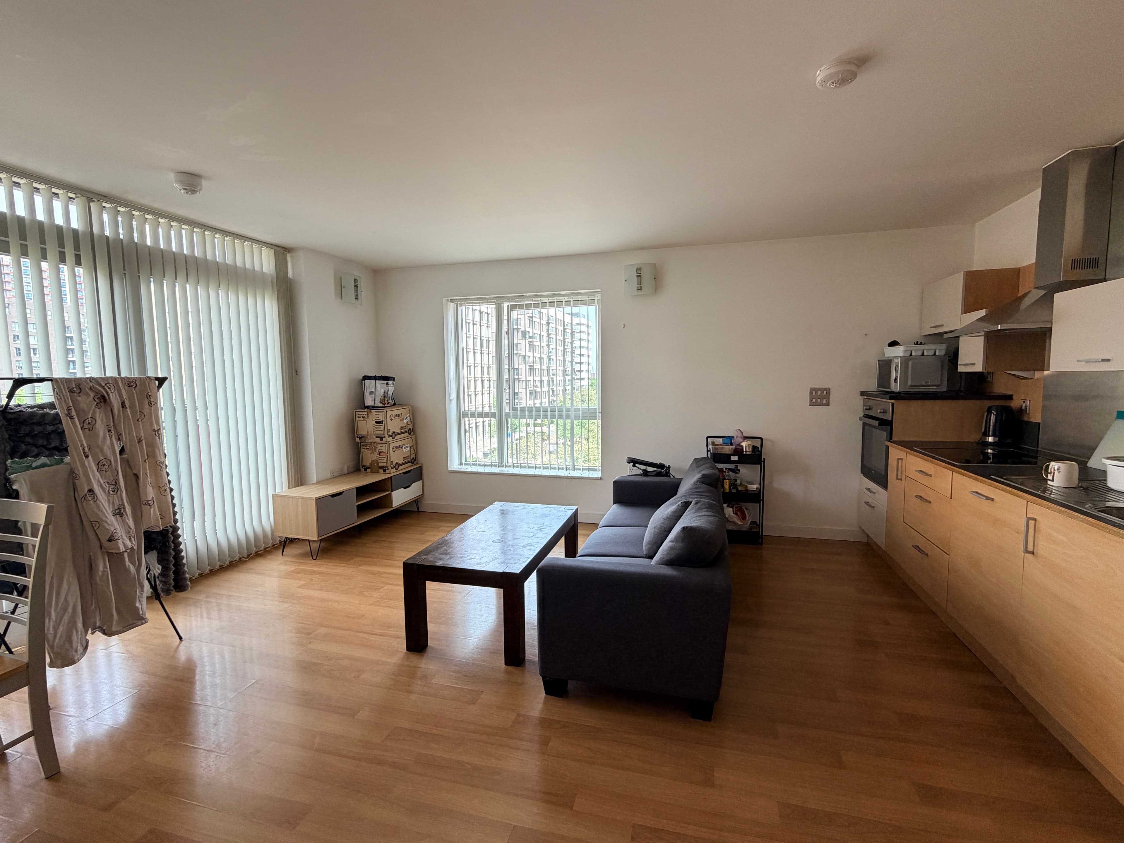 En-suite double room in North Greenwich - photo 4