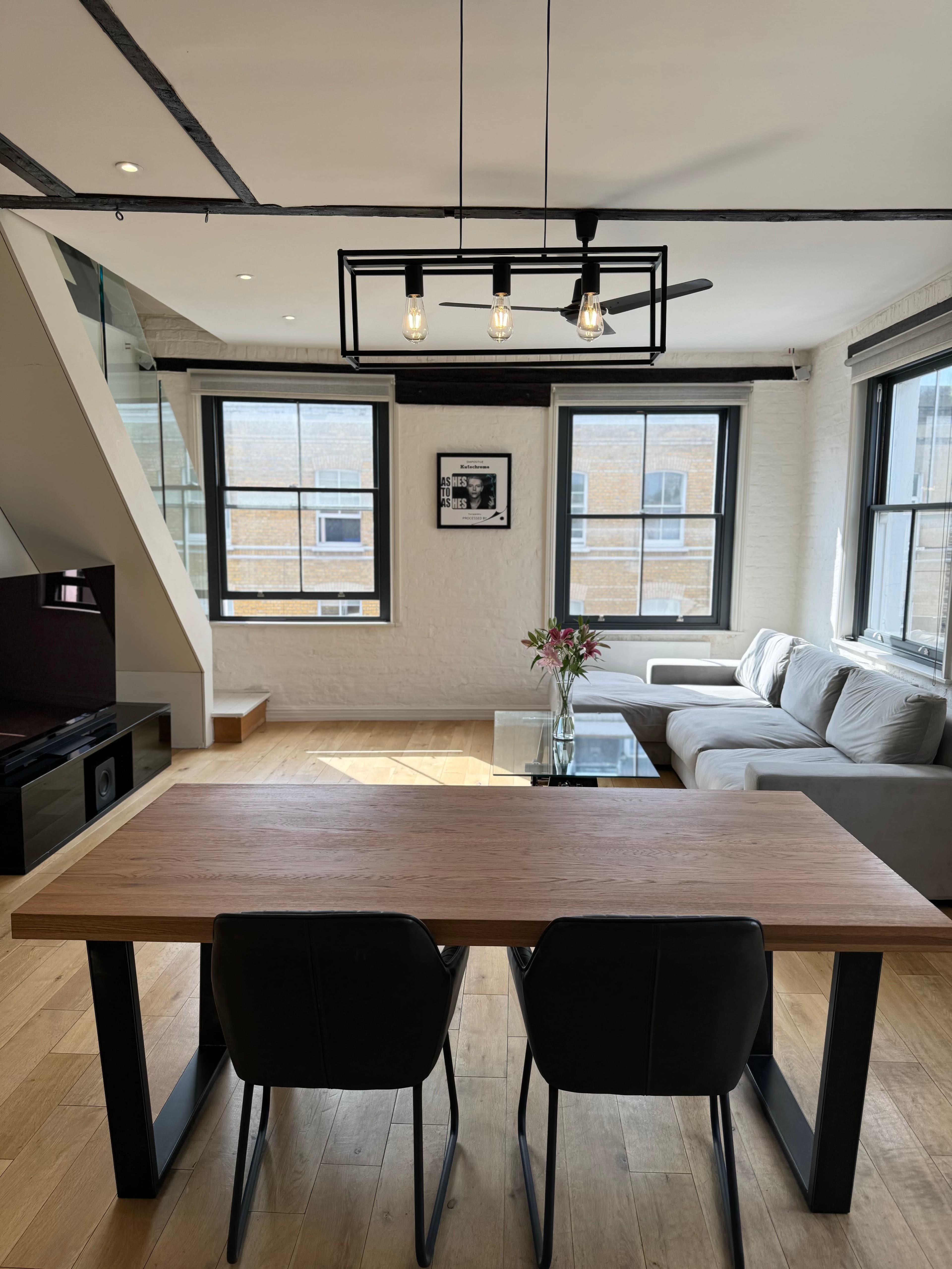 Large Double Room Battersea-Clapham jct — photo 2