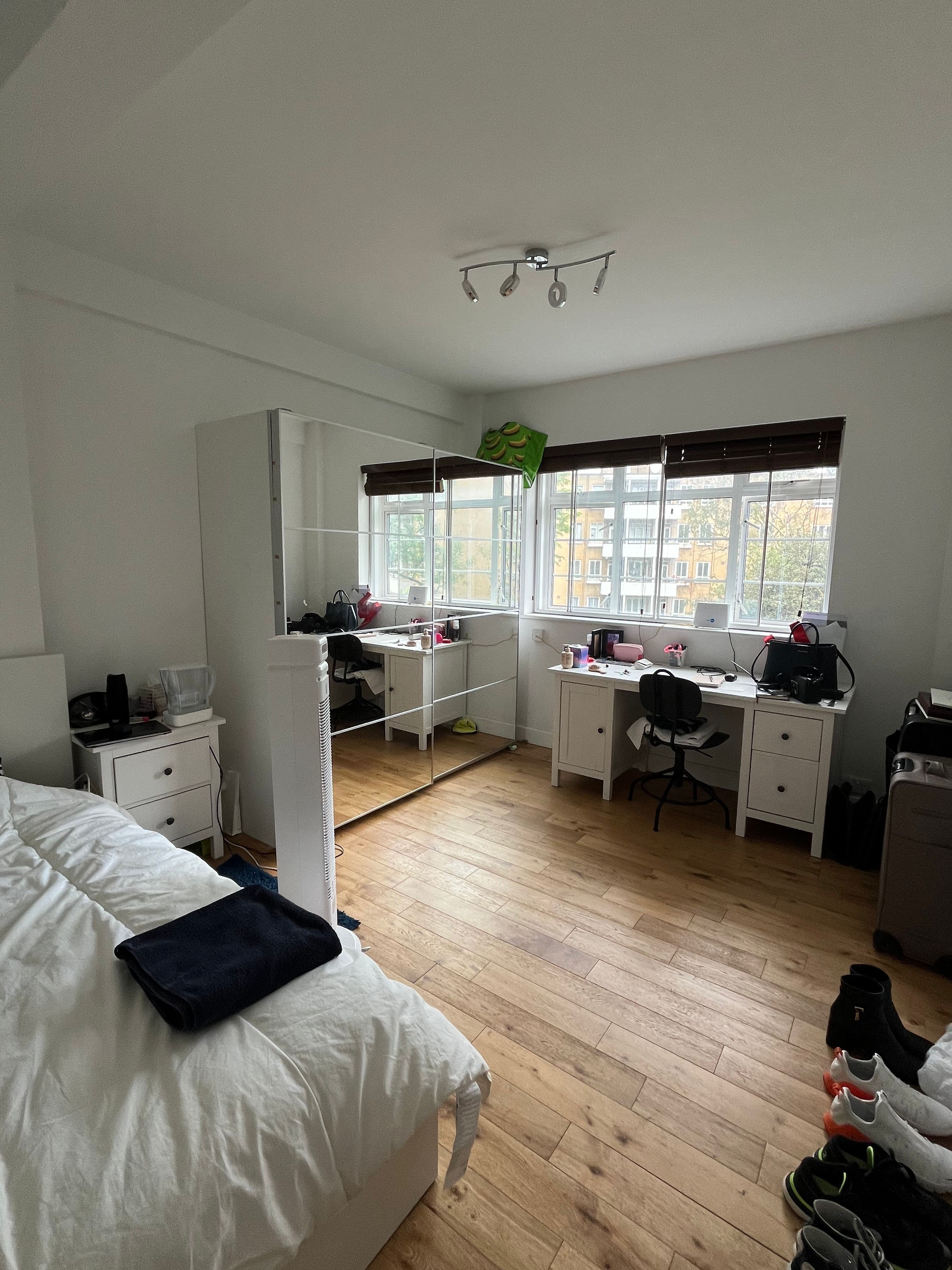 West Kensington Court - photo 1