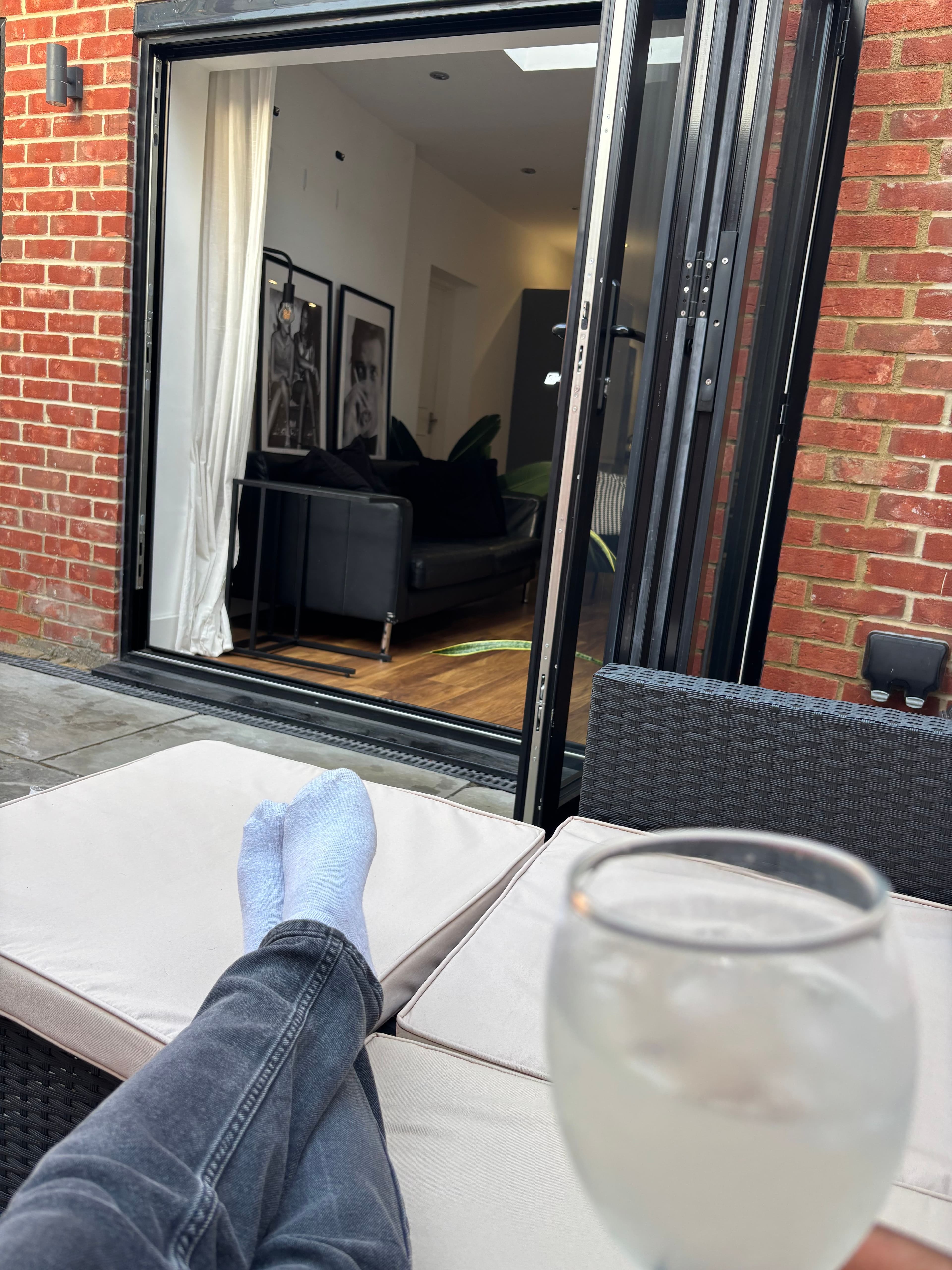 Private room for rent with bathroom -TOOTING - photo 4