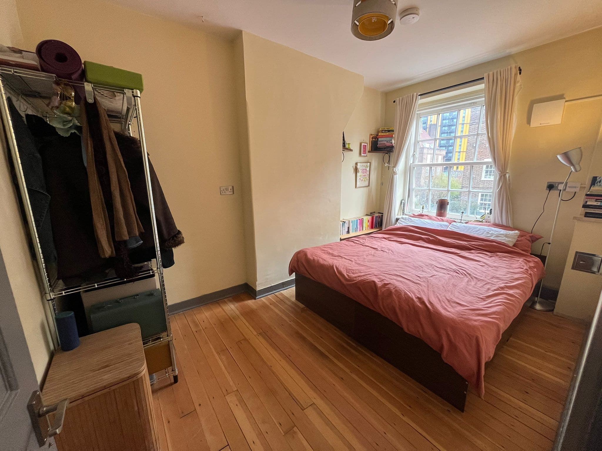 🏠 Sunny, Cozy East London Flat 🌿✨ (E2) – Room Available from June - photo 2