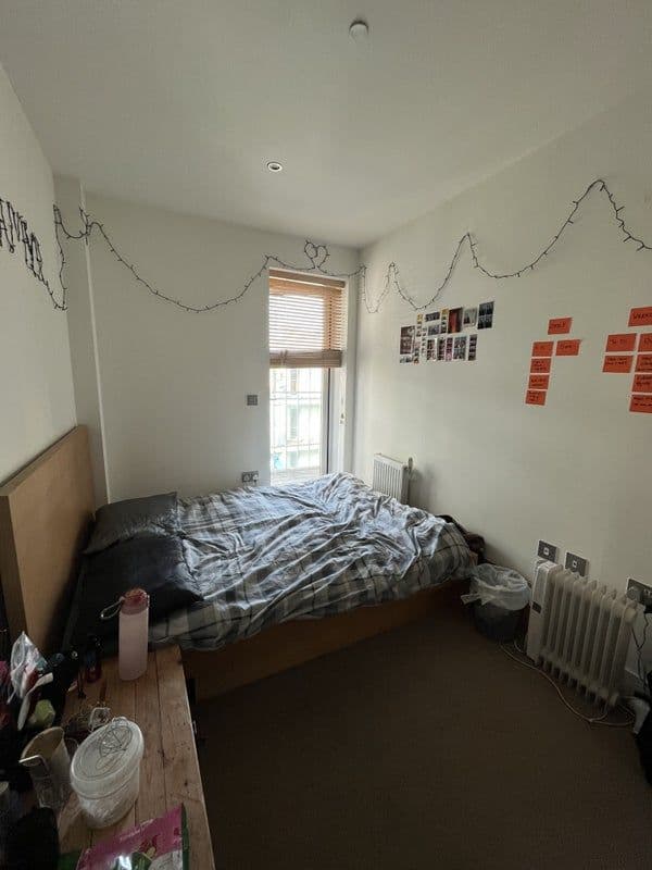 Double room for £760pcm in Woolwich Arsenal — photo 1