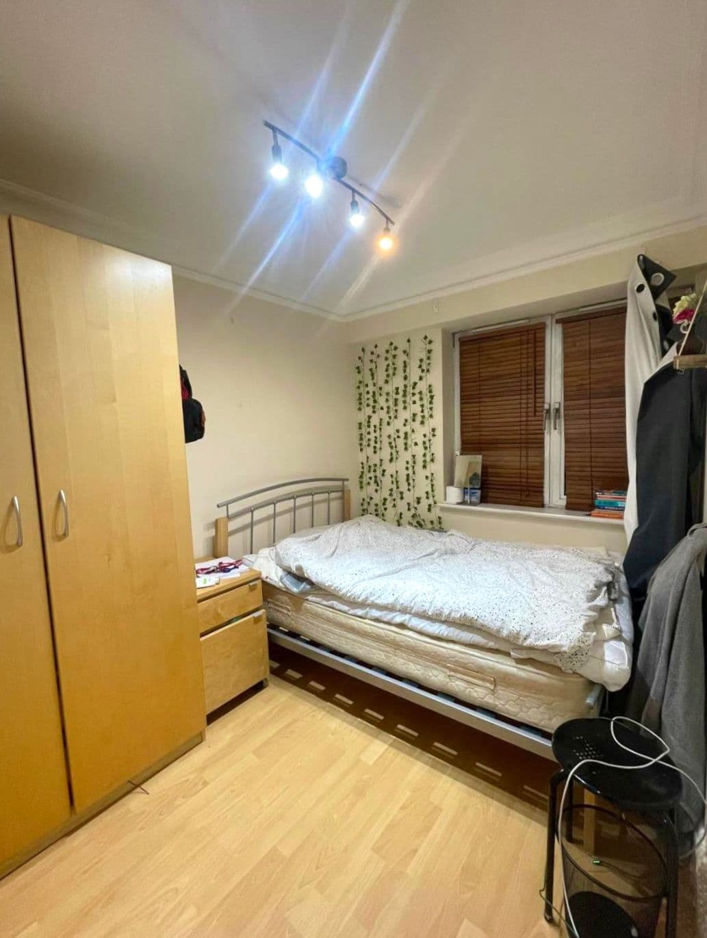 Private double bedroom near London Bridge — photo 1