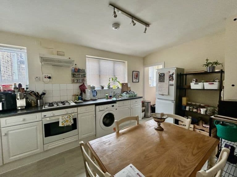Flatmate Wanted — photo 3