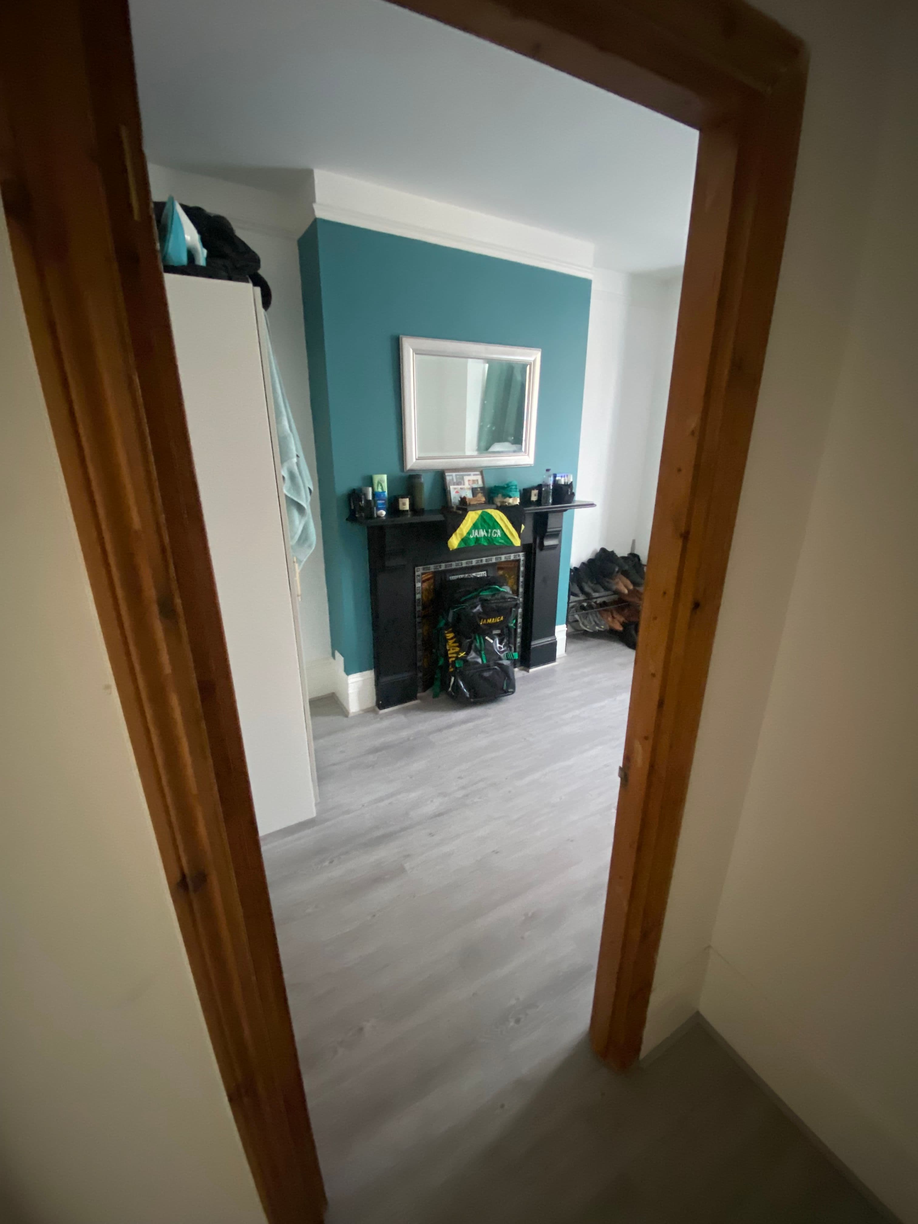 Lovely bright double available 6th Aug — photo 4