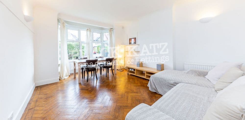Double Room Highgate Available — photo 1