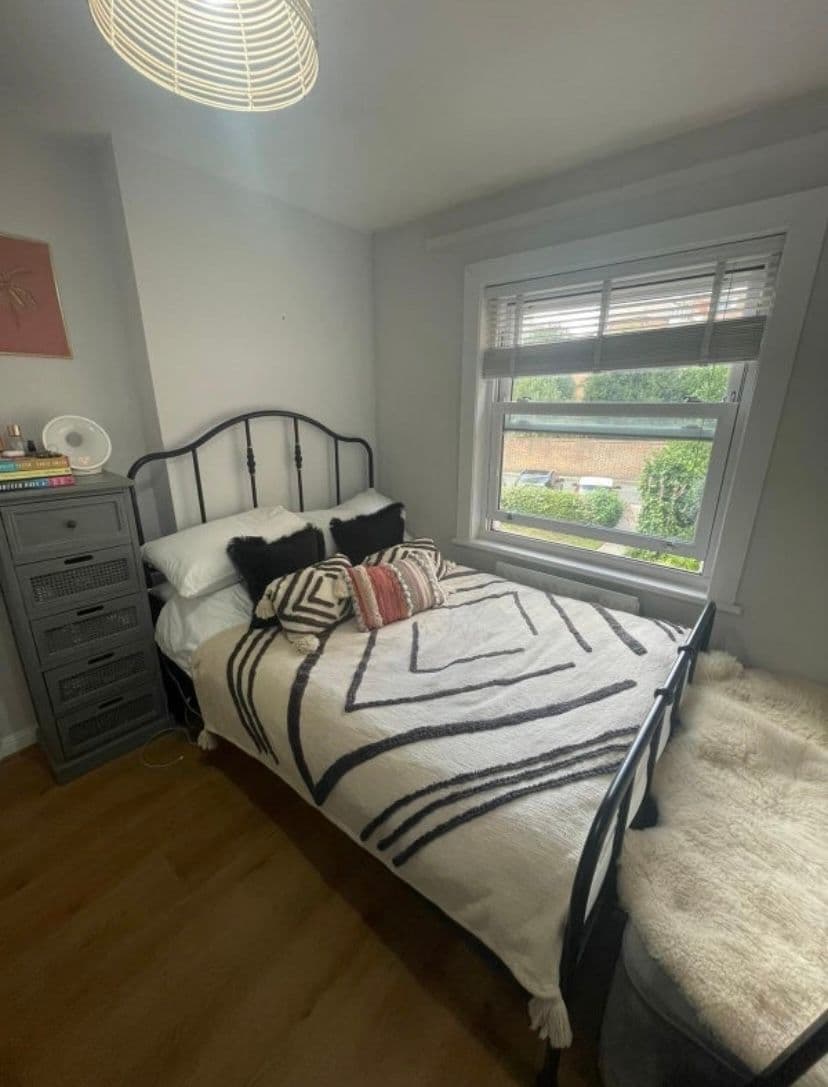 Double room in Hackney — photo 1