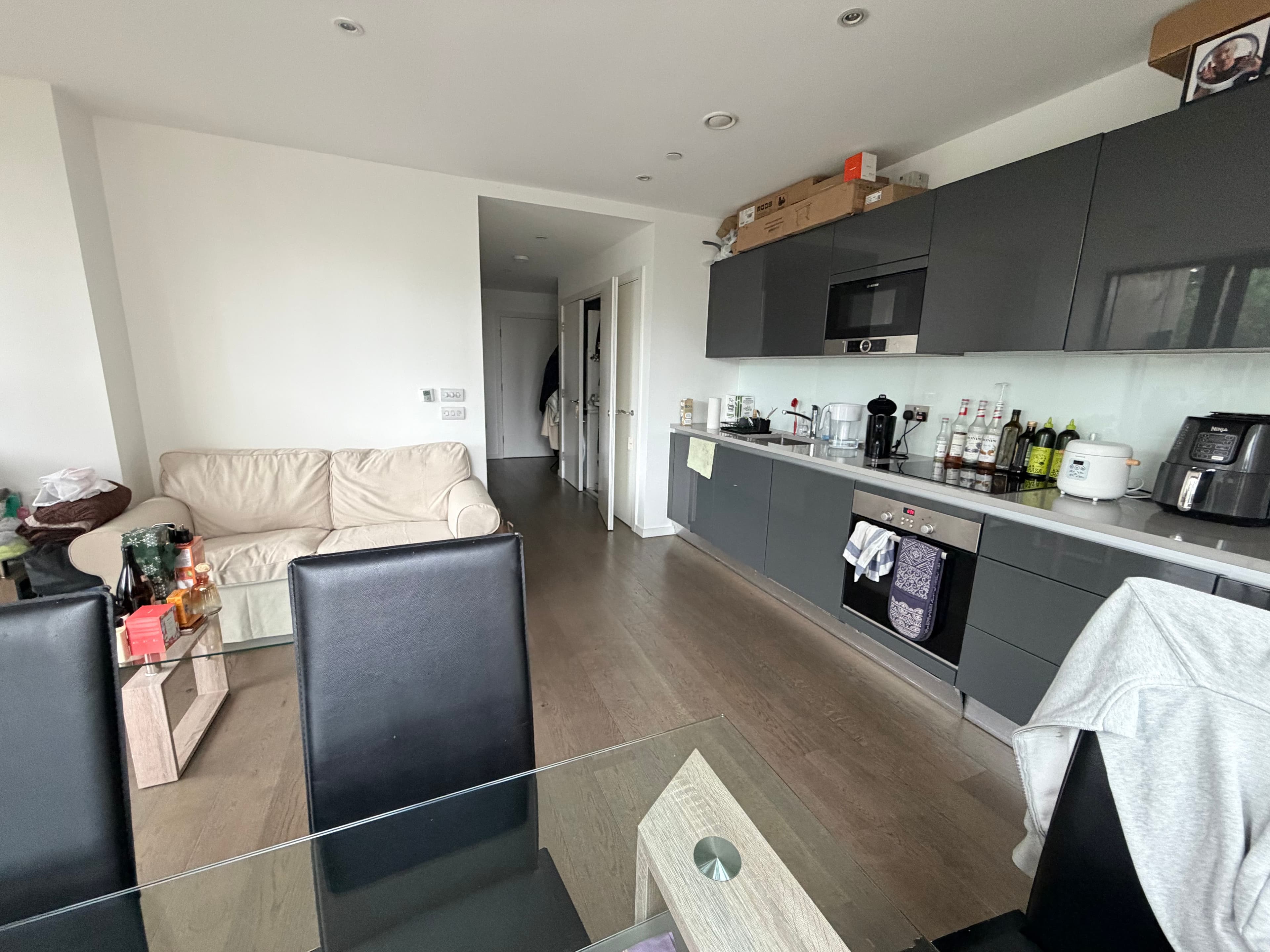 Looking for a Flatmate - photo 2