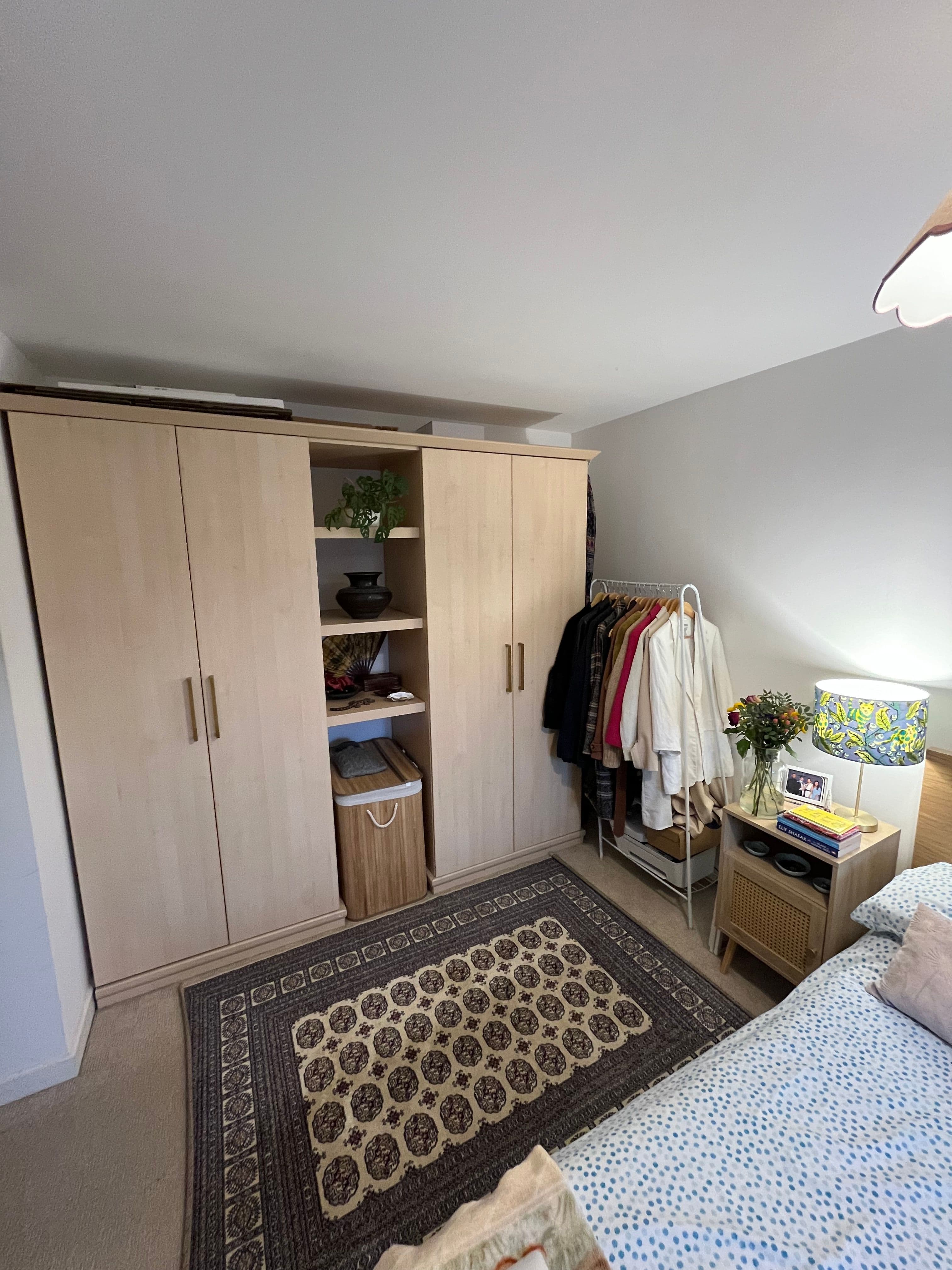 Bright cozy flat on the canal - photo 4