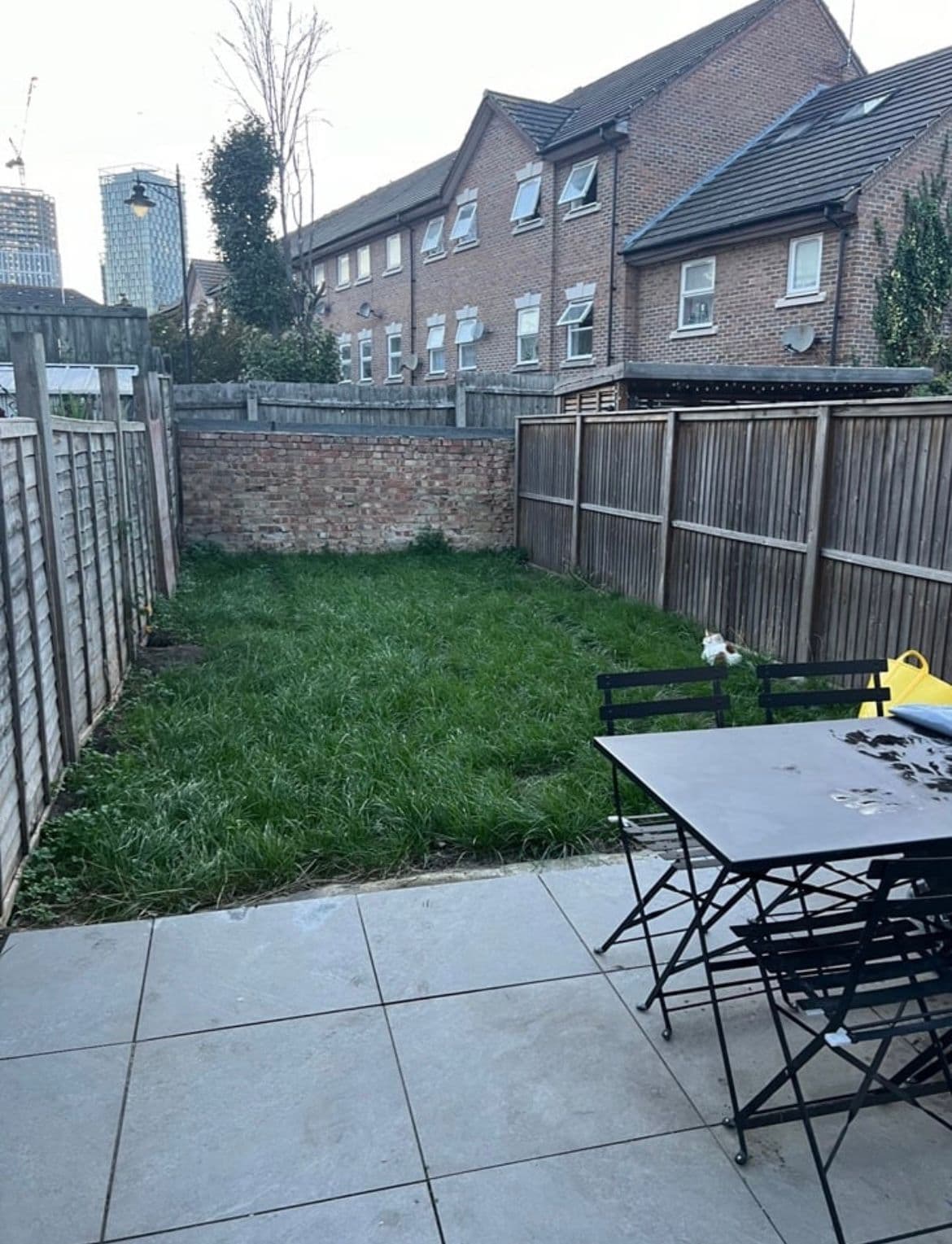 Room in Stratford available for rent £1,100 (excluding bills) - photo 4
