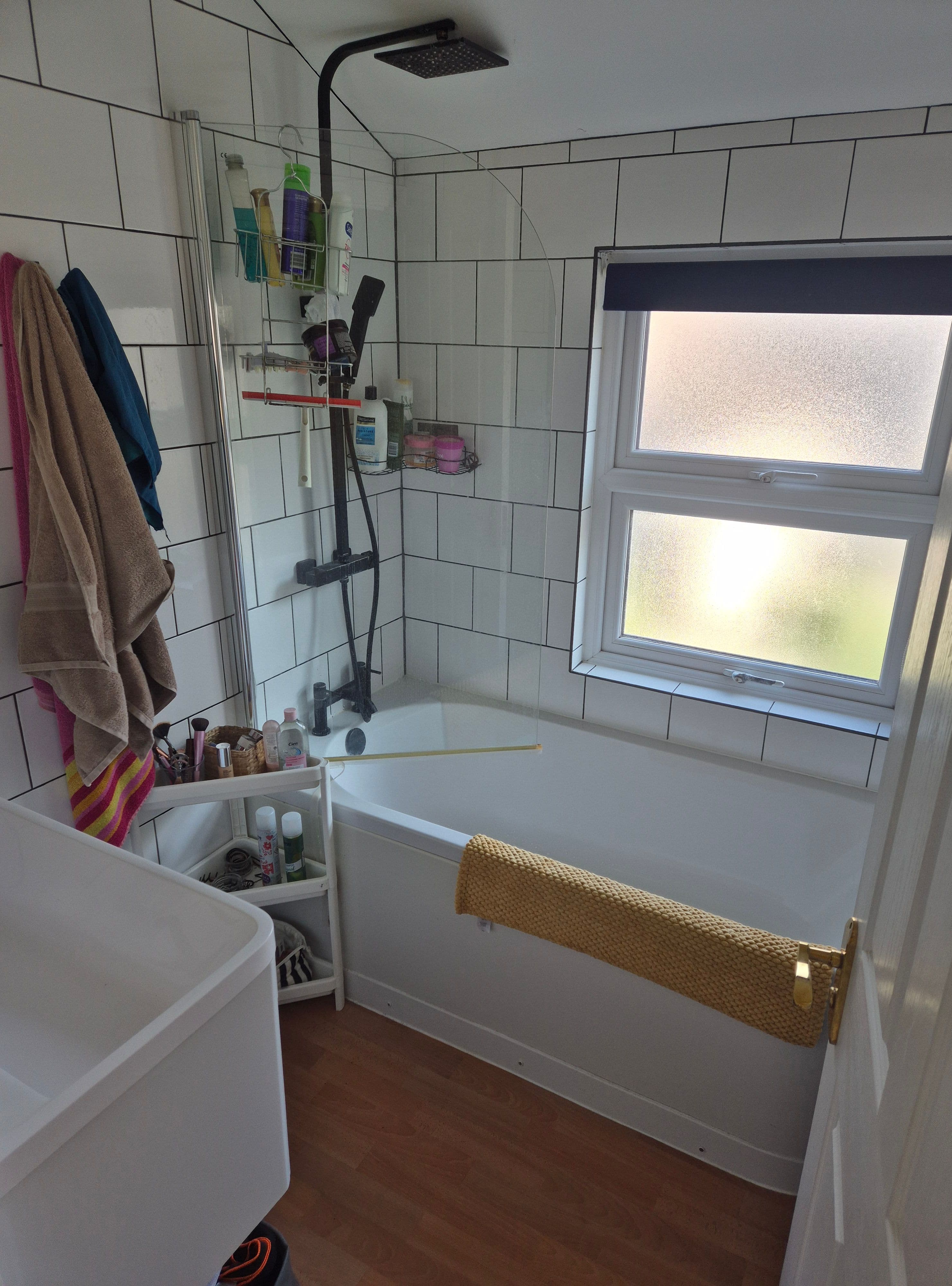 Room with your OWN bathroom in Sydenham. - photo 3