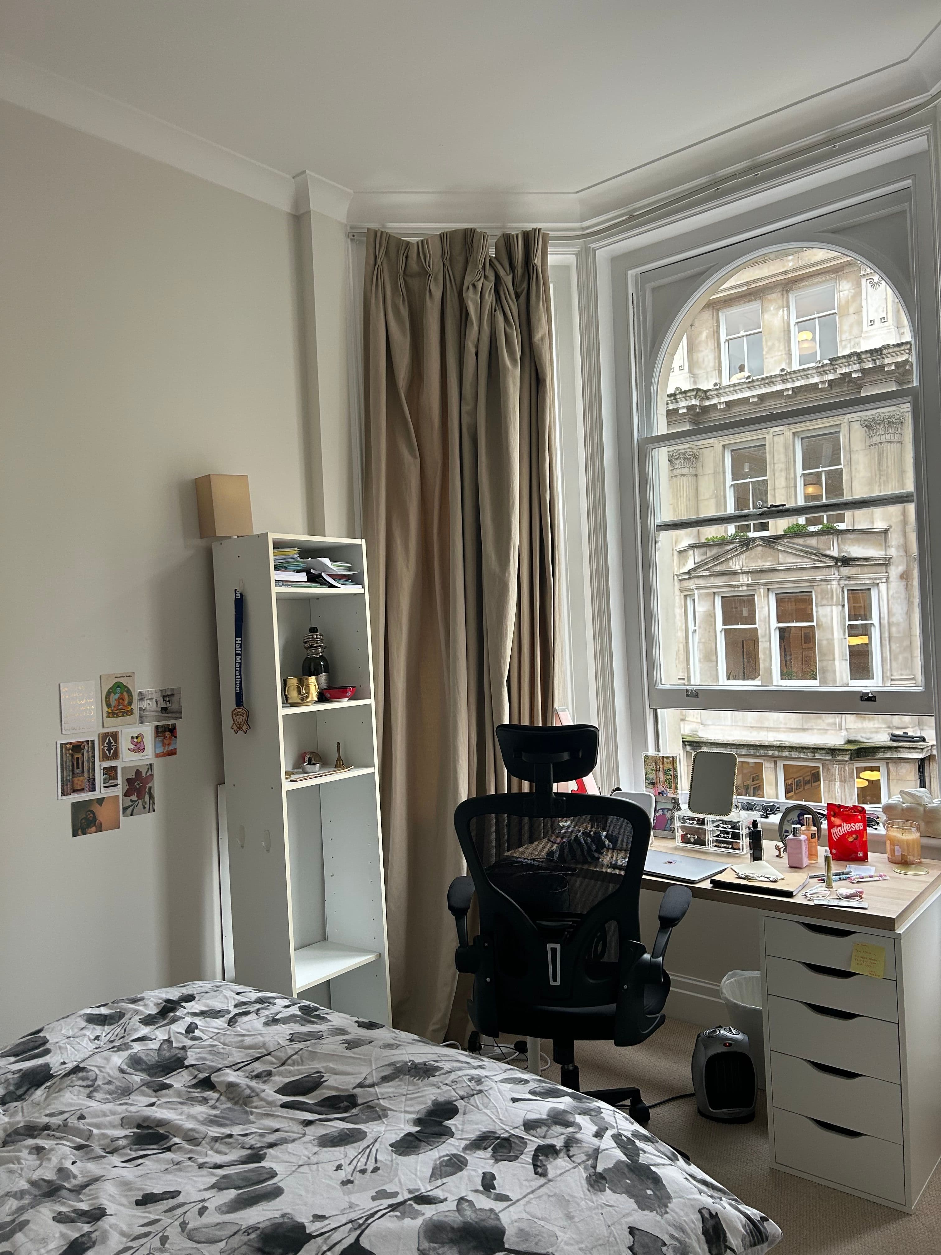 Light and airy sublet for July - photo 2