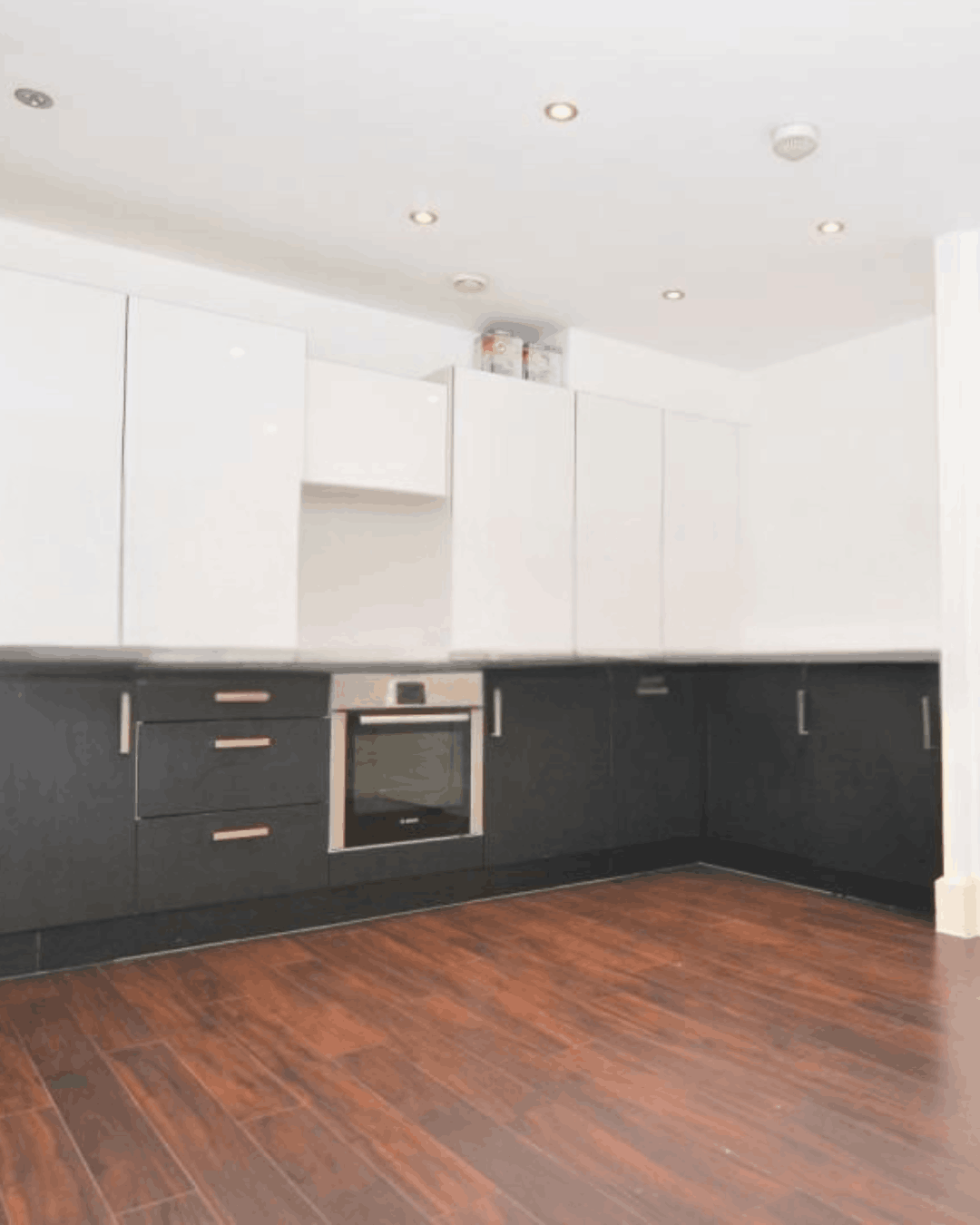 Lovely double room available in East London - photo 1