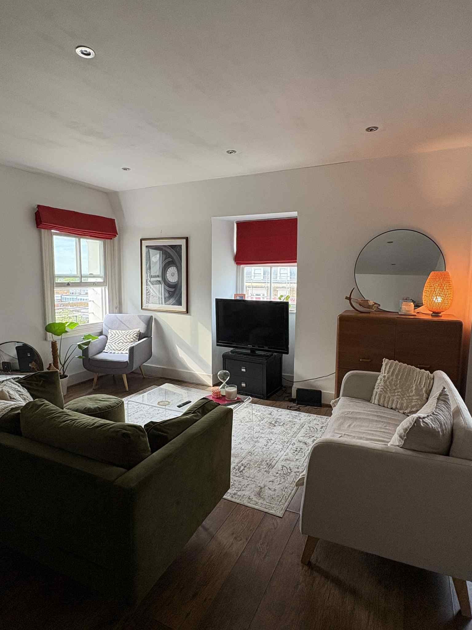 Sunny room in Streatham Hill - photo 3