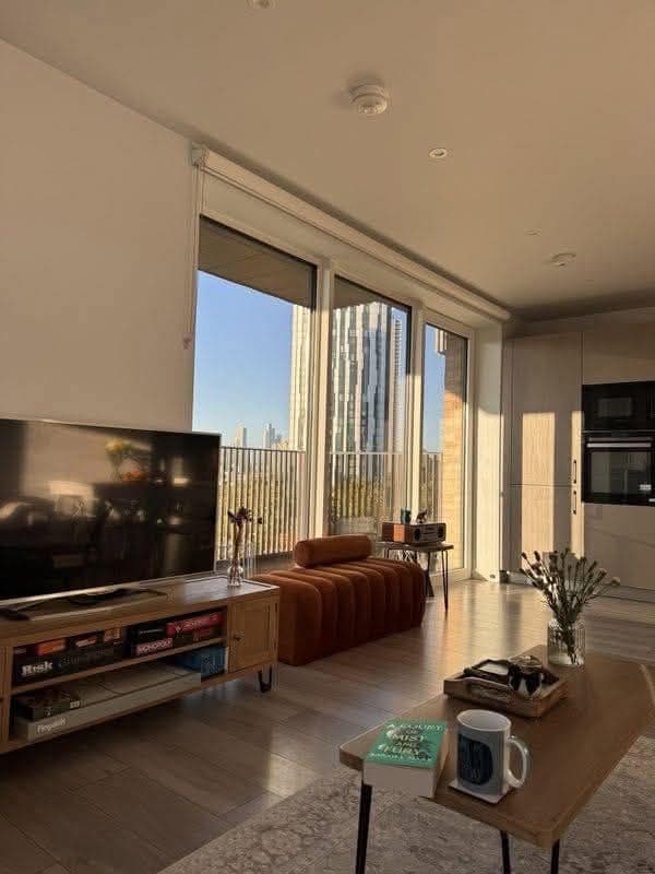 Spacious room available in Elephant&Castle from early August | NO DEPOSIT REQ! — photo 1