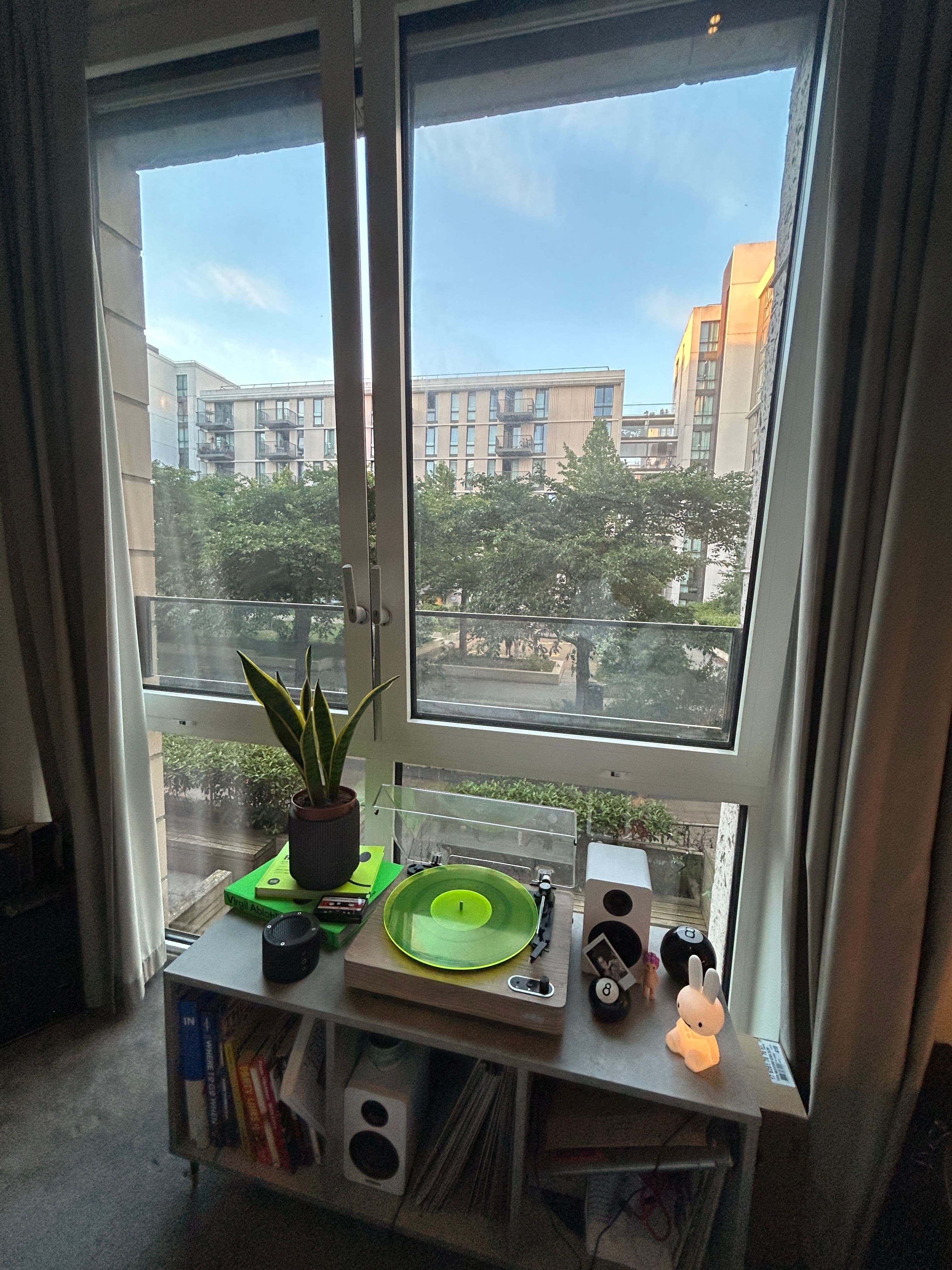 Double room with en-suite in Stratford - photo 4