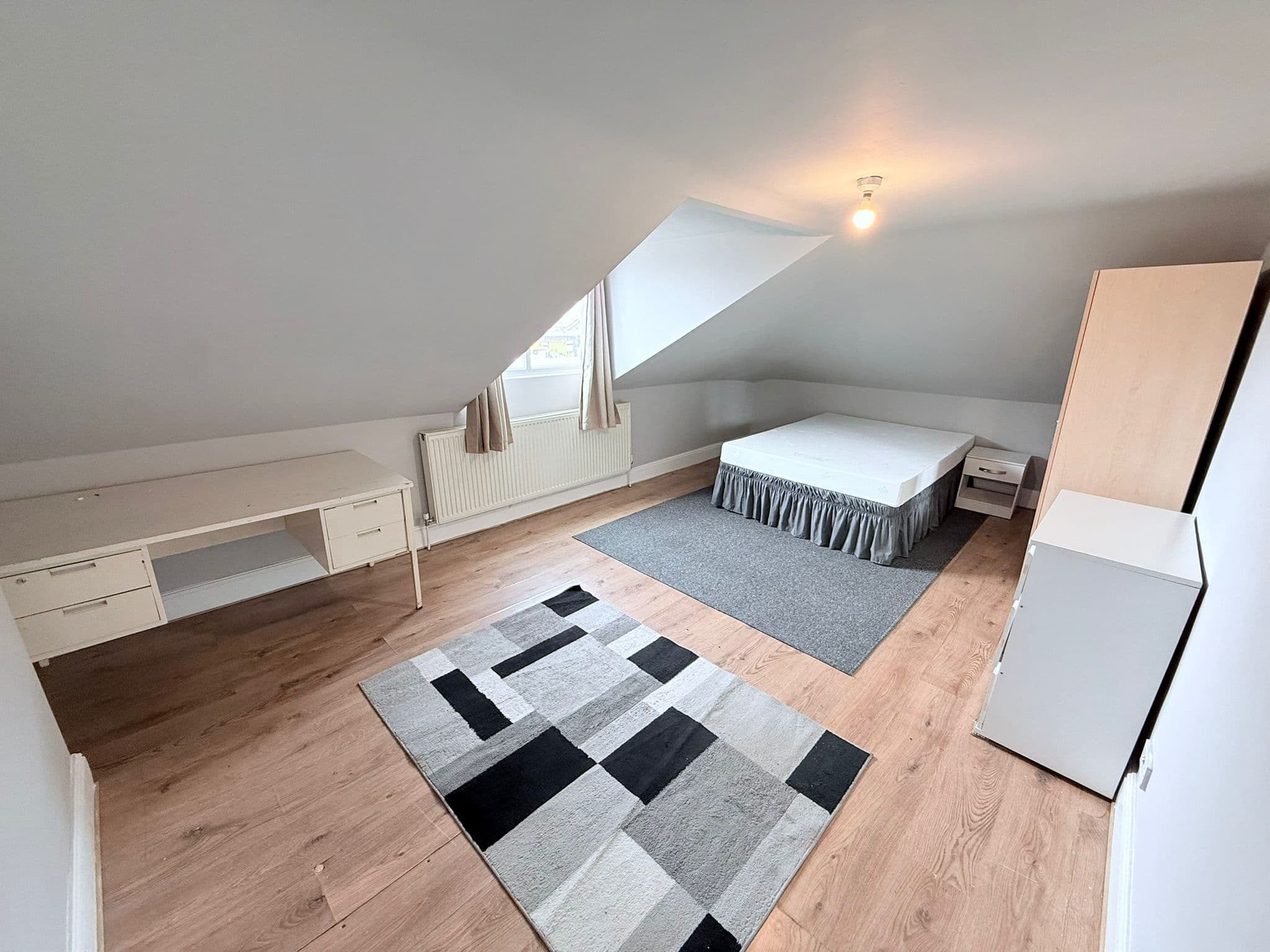 Double room available in Forest Gate - photo 1