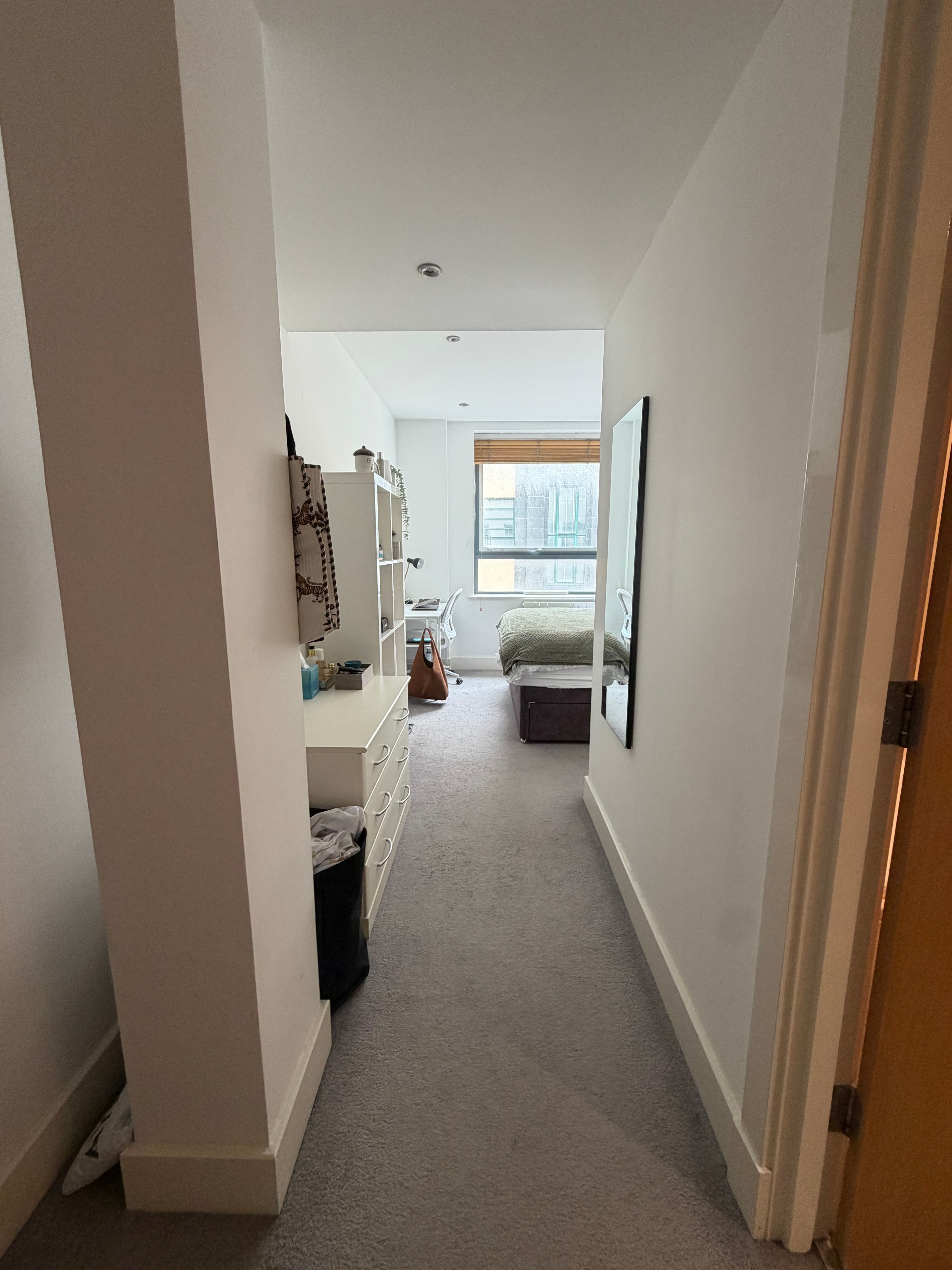 🚨 Room Available – Tower Hill / Aldgate (2B/3B Luxury Flat) - photo 4