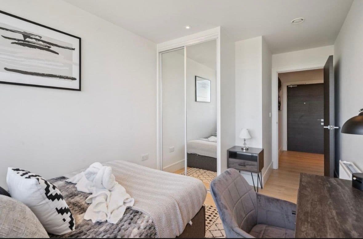 Double Bedroom in Wembley Park - photo 2