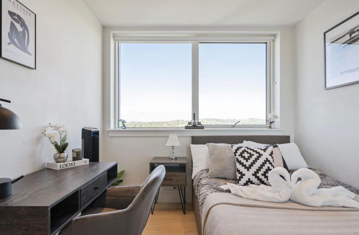 Double Bedroom in Wembley Park - photo 1