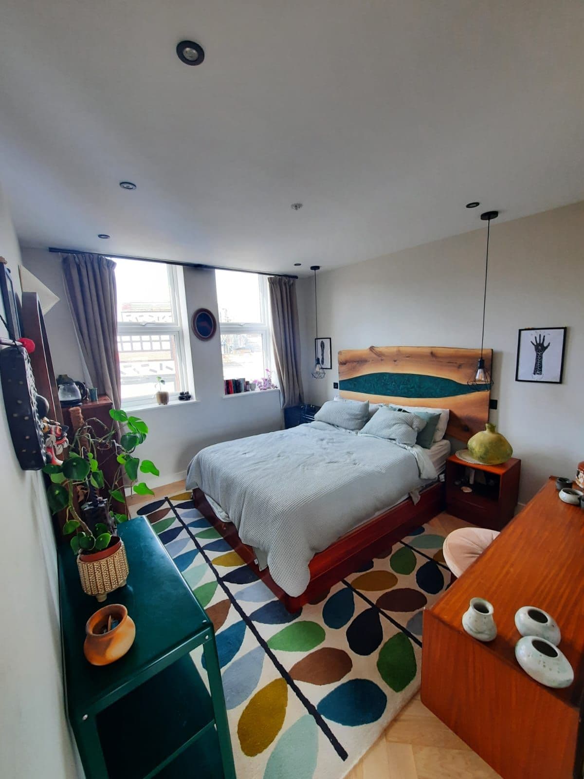 Beautiful ensuite, balcony bedroom - photo 3