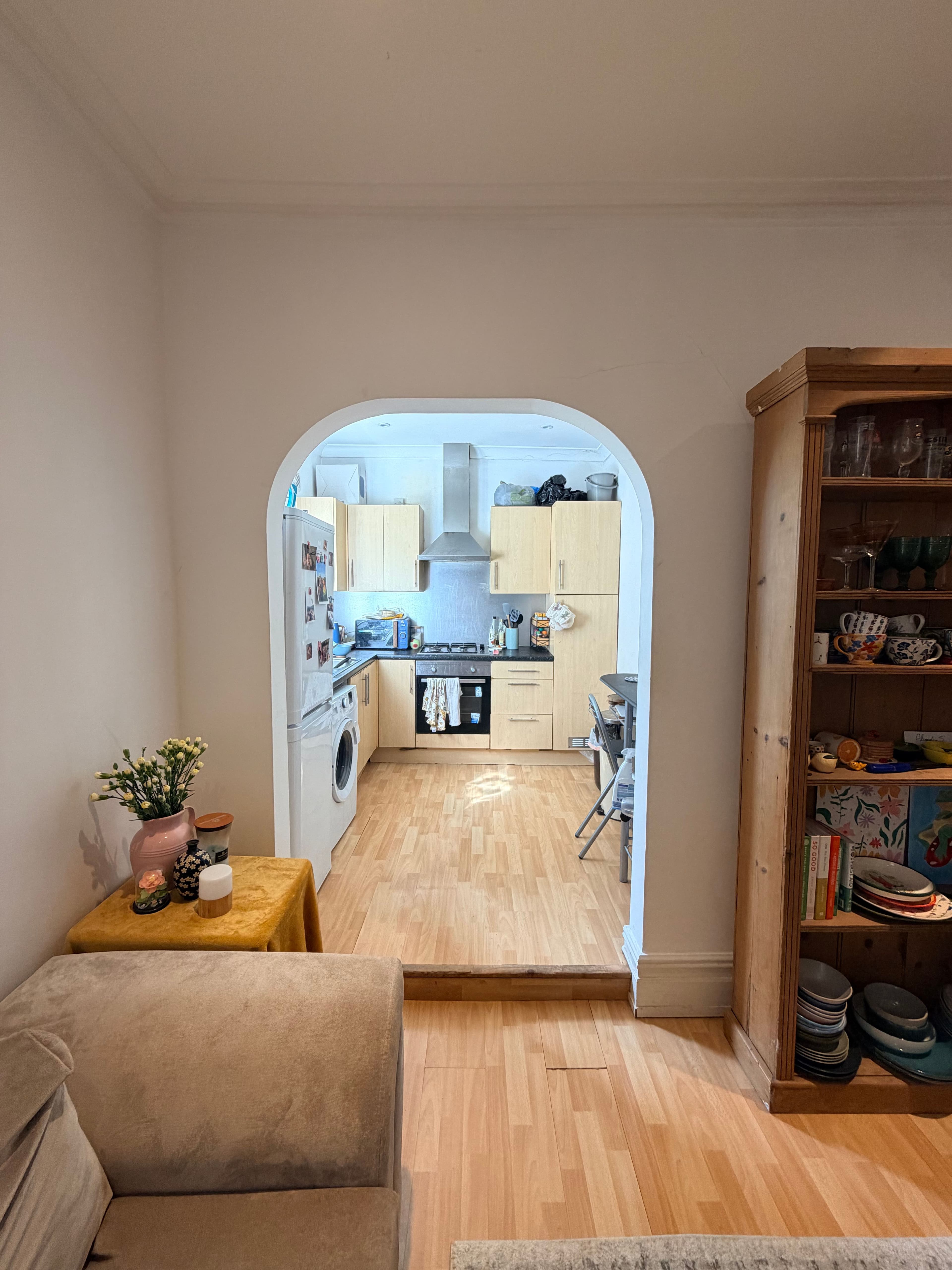 Room in Brixton flat available from July 2026 - photo 3