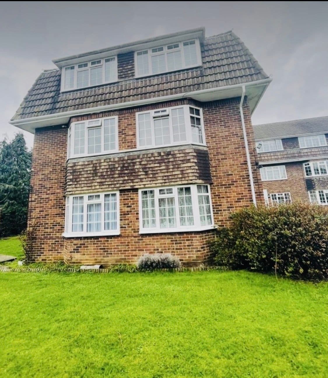 🏡 SPACIOUS SINGLE ROOM TO RENT - photo 1