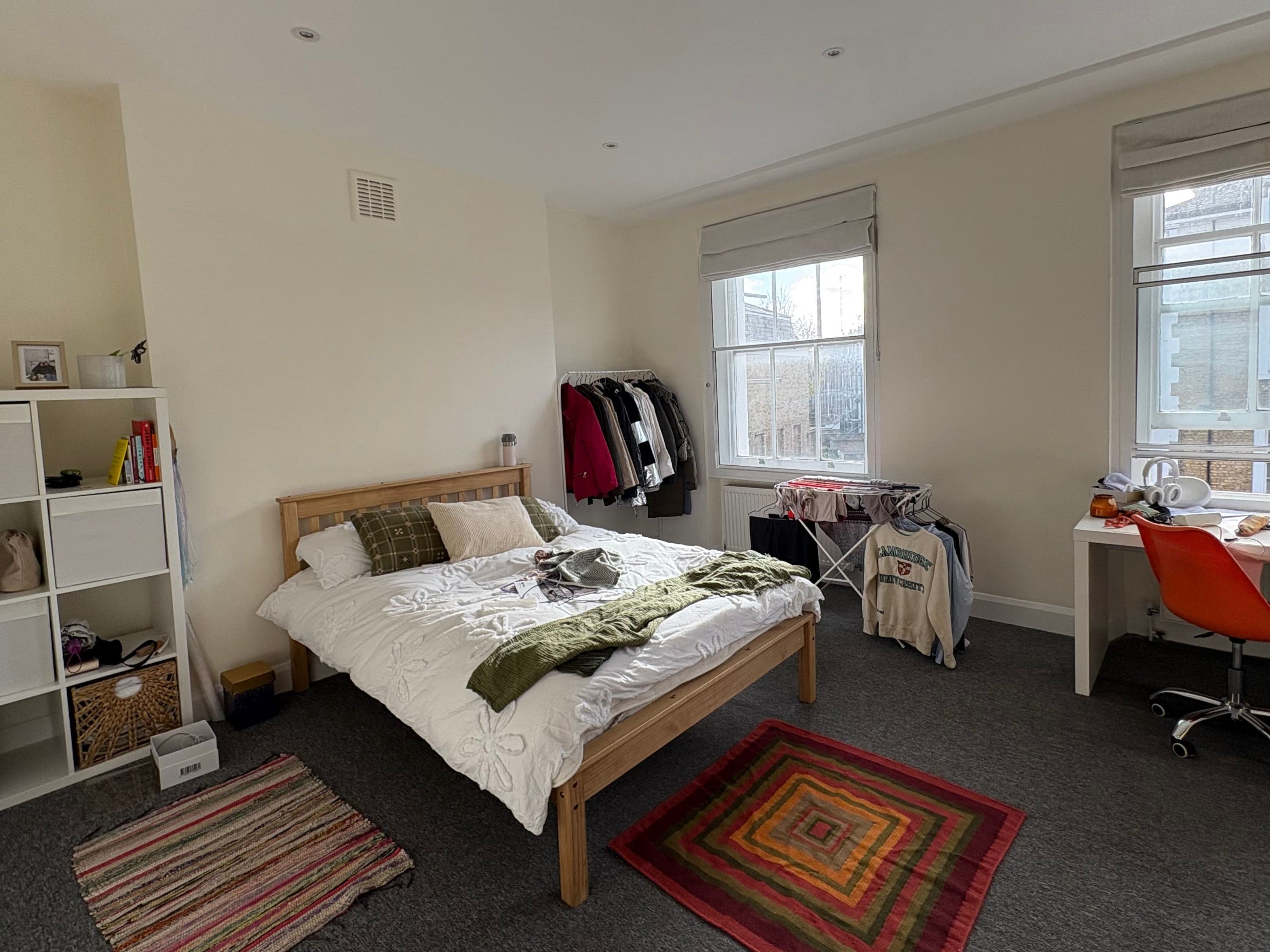Subletting flat for the holidays - photo 2