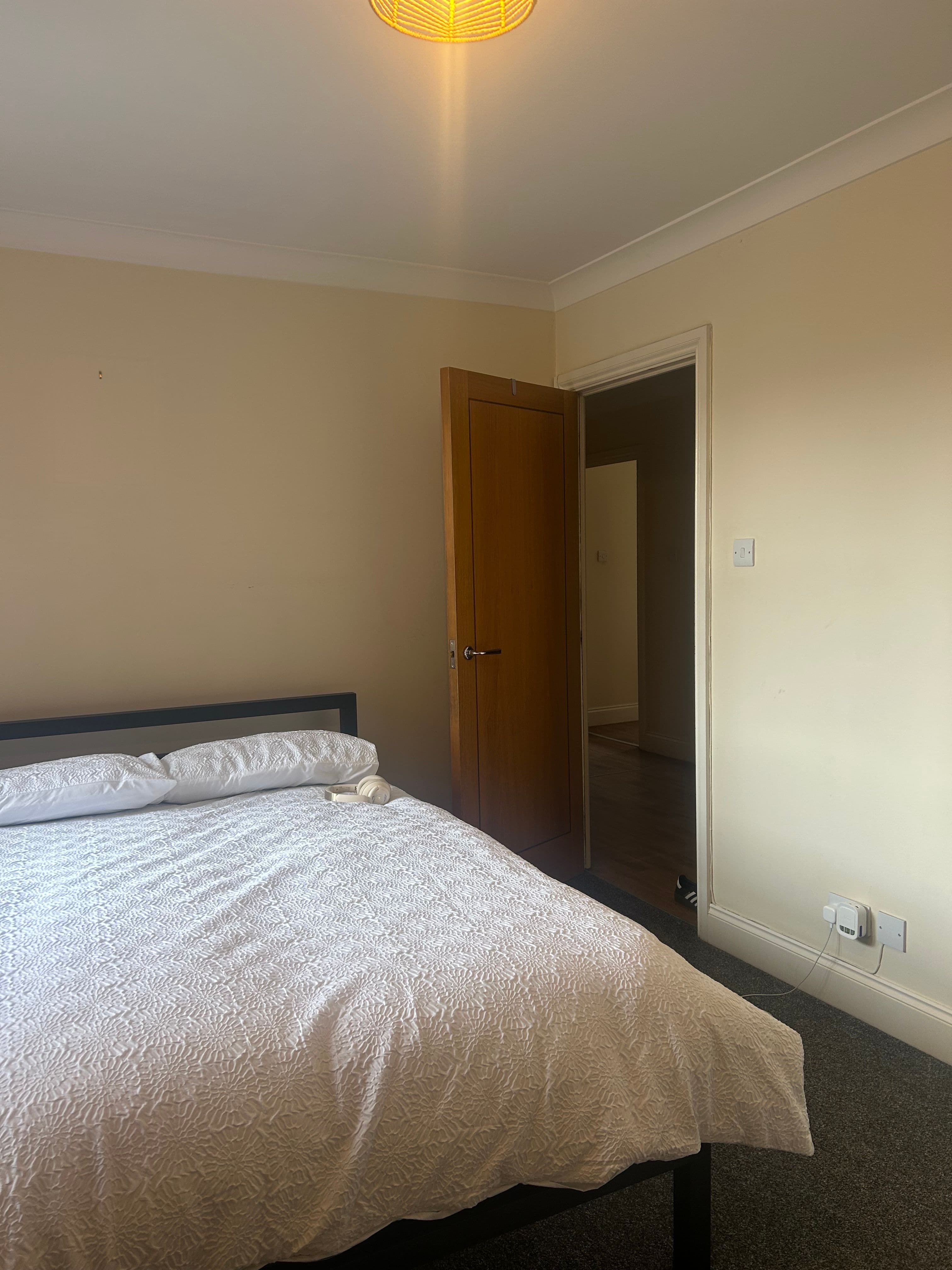 Double Room with Own Bathroom, Battersea - photo 2