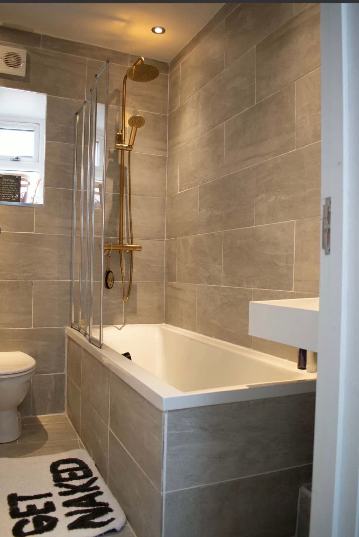 Private room for rent with bathroom -TOOTING - photo 3