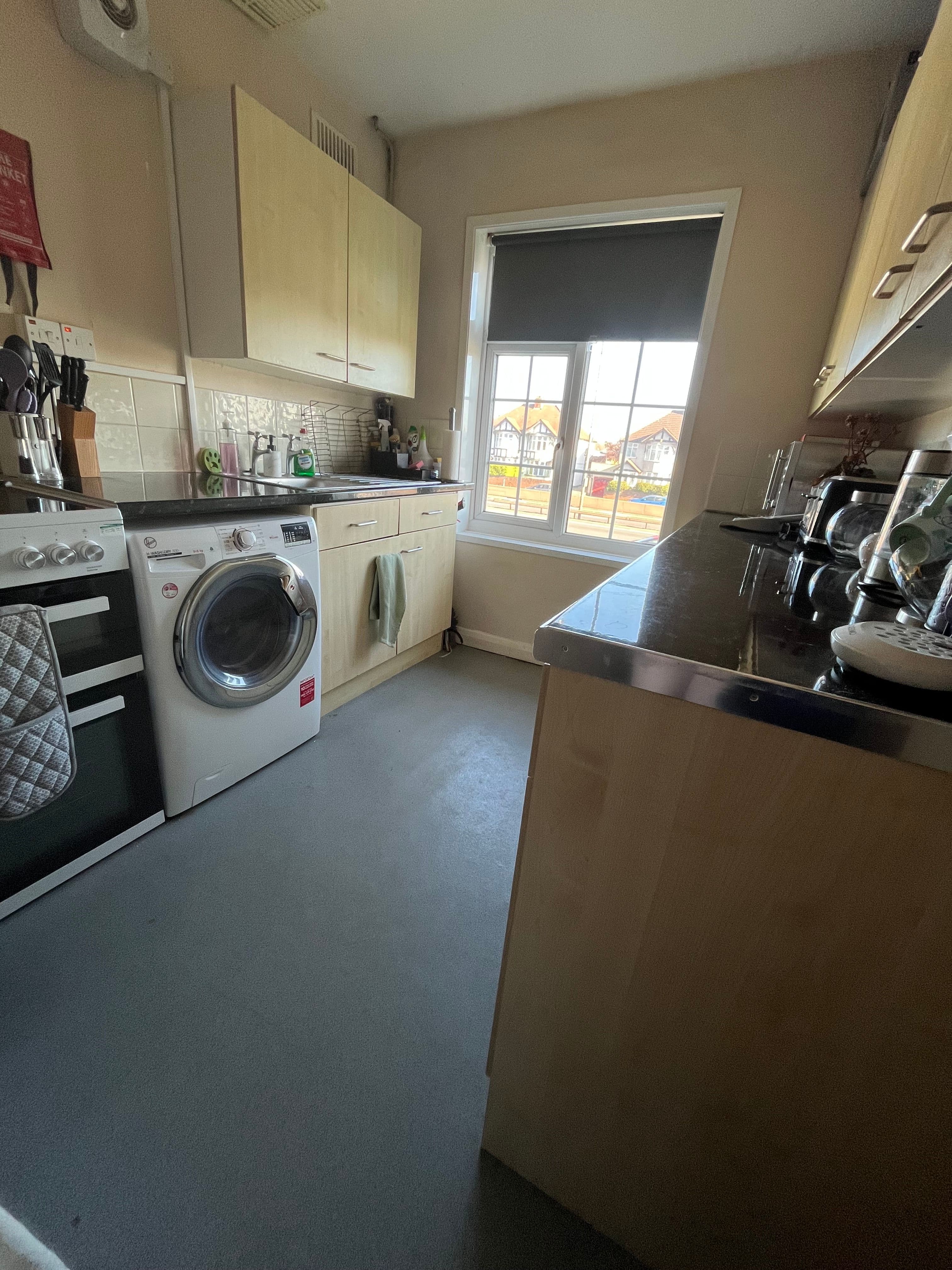 Urgent - lovely double room available in Bexley - photo 3