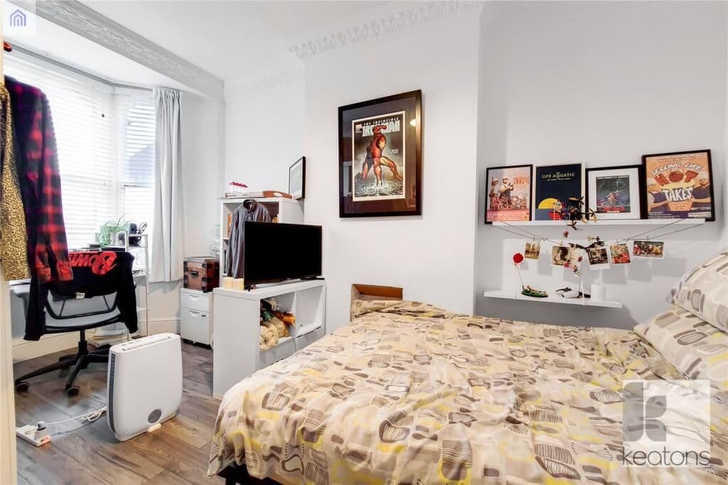 5 Week Sublet In Mile End, Full House With Garden Living With 4 Lovely Girls! - photo 1