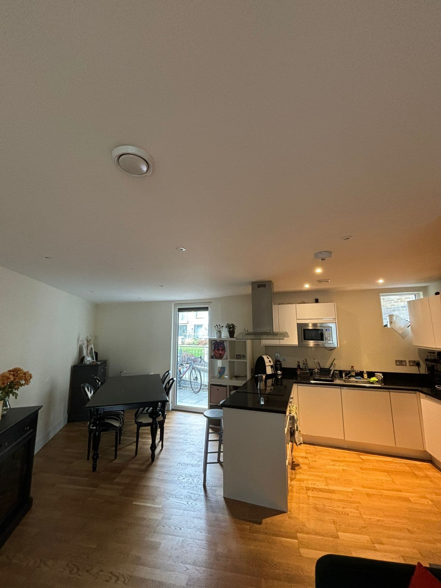 🏡 Cozy Room with a Balcony in Limehouse - Available in May🏡 - photo 2