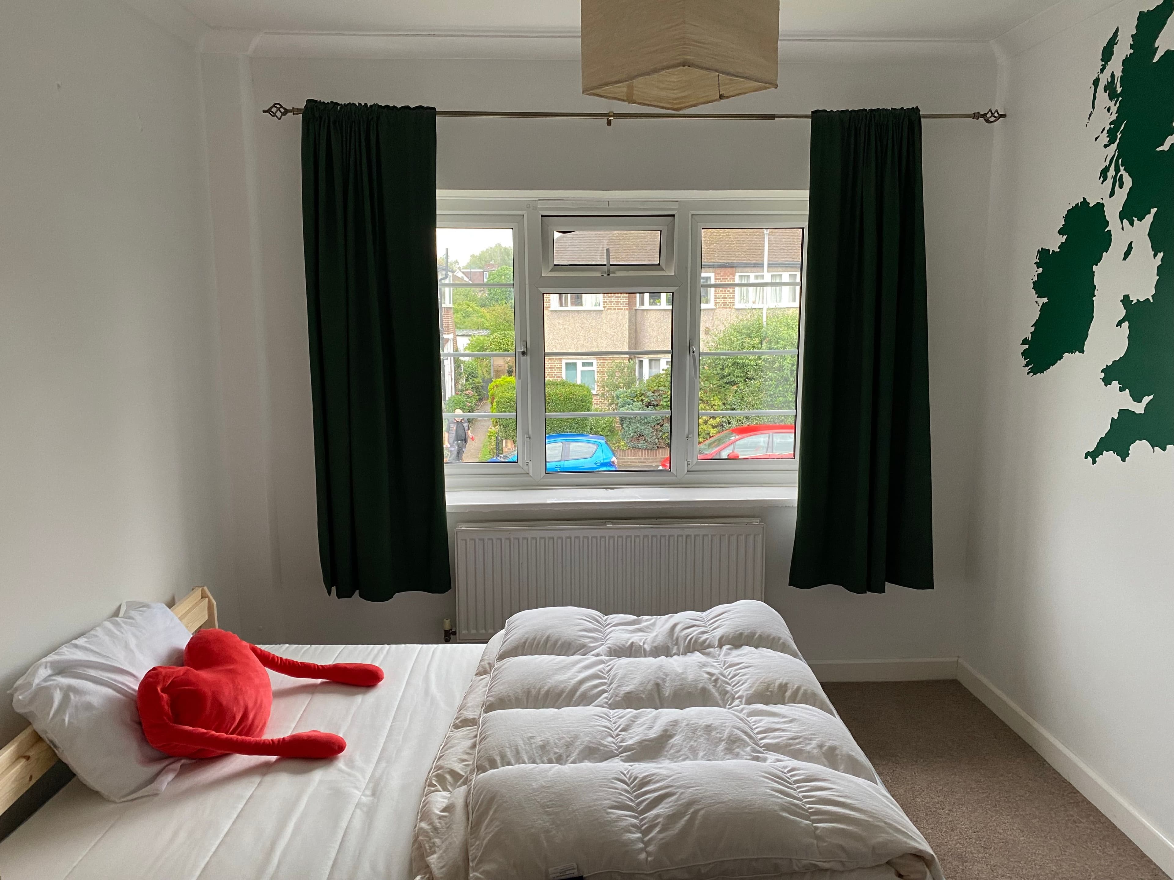 Flatshare with garden close to Richmond Park - photo 3