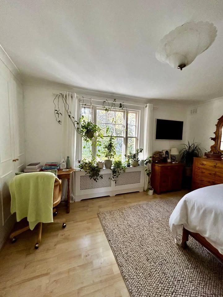 Private Double Room & Bathroom for Rent | Hackney - photo 3