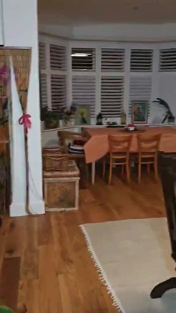 Cosy quiet spacious double room Acton - video 2