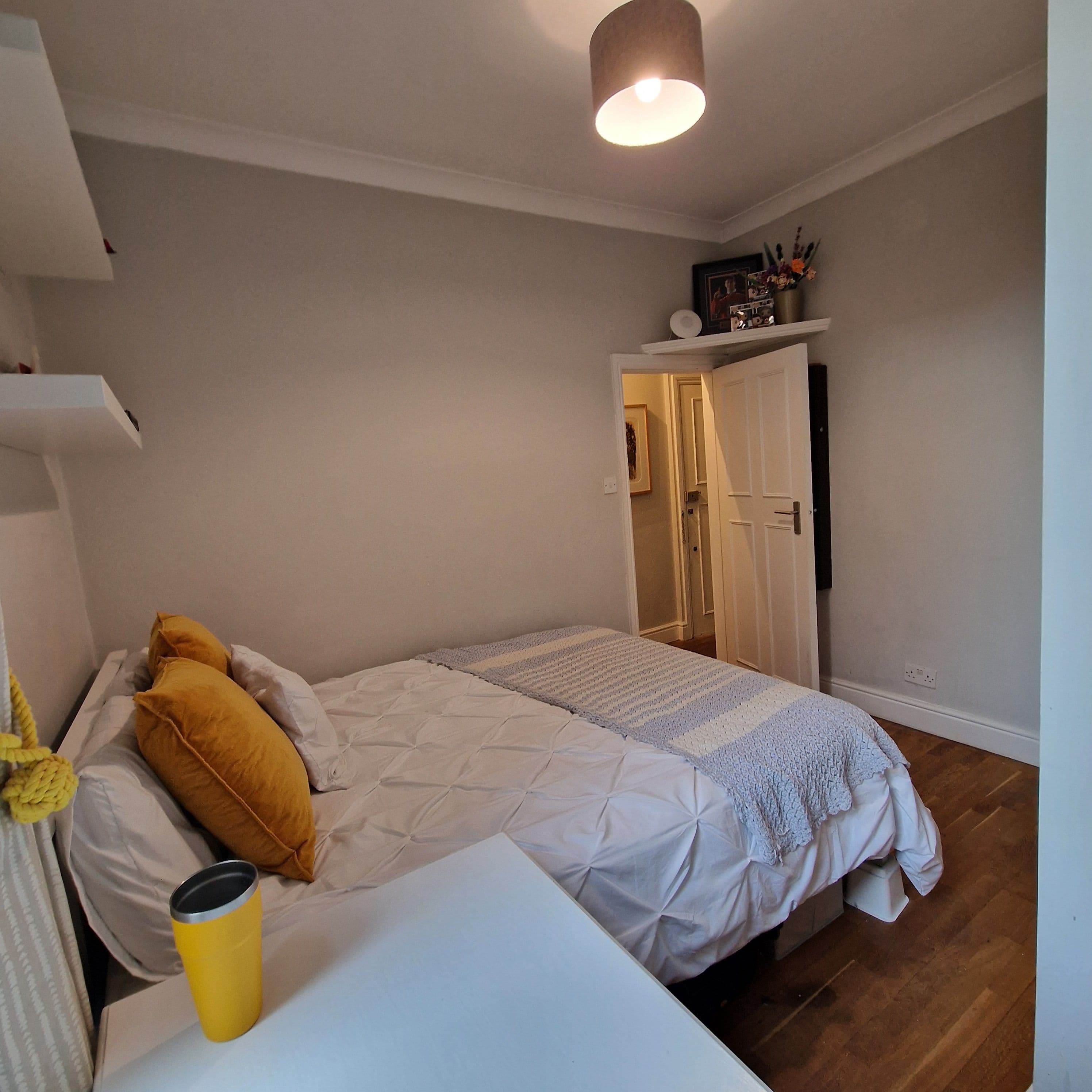 Quiet Room in Fulham - photo 2